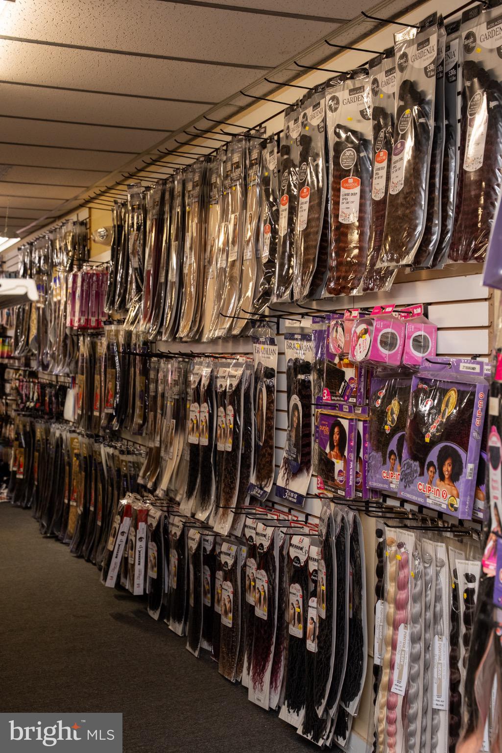 917 W HAMILTON STREET