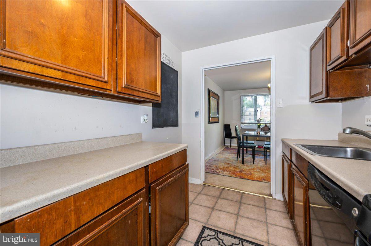 PARK SUTTON CODM - Residential Lease