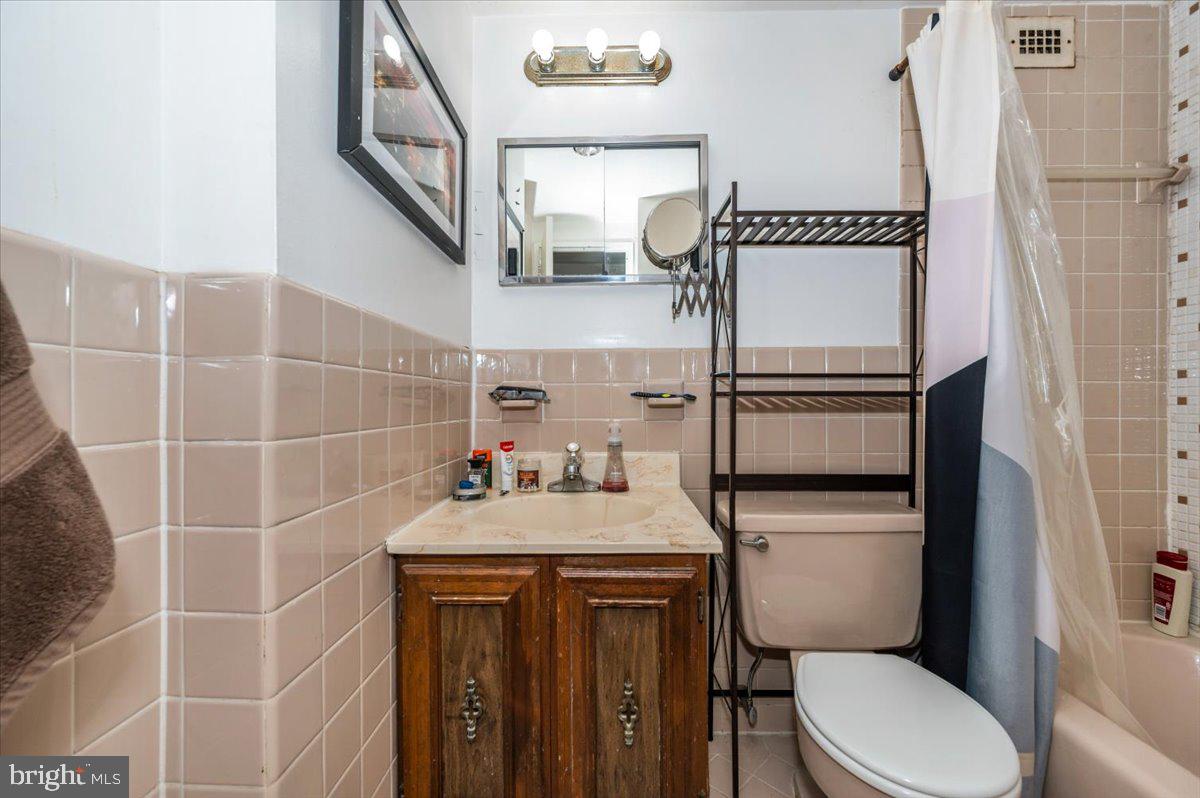 PARK SUTTON CODM - Residential Lease