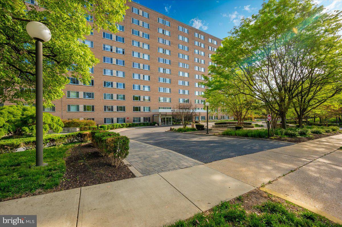 PARK SUTTON CODM - Residential Lease