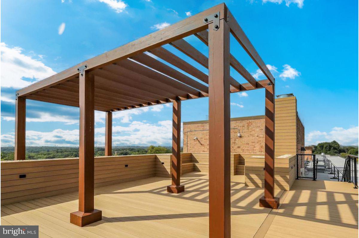 PARK SUTTON CODM - Residential Lease