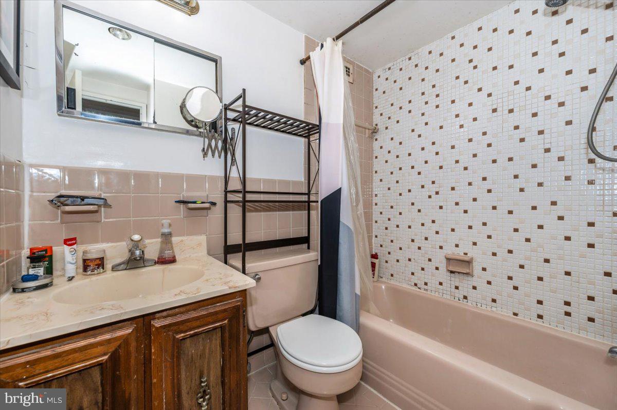 PARK SUTTON CODM - Residential Lease