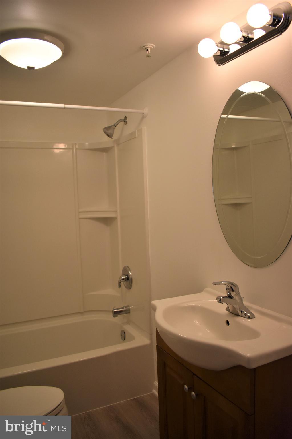 MONMOUTH MEADOWS - Residential Lease