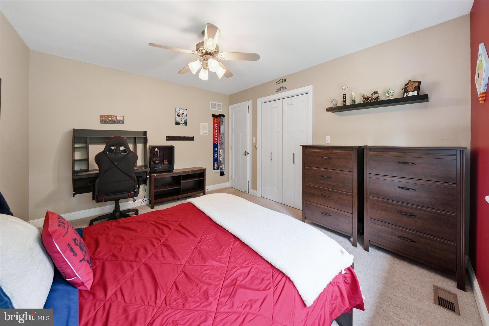 BRIDLESHIRE FARMS - Residential