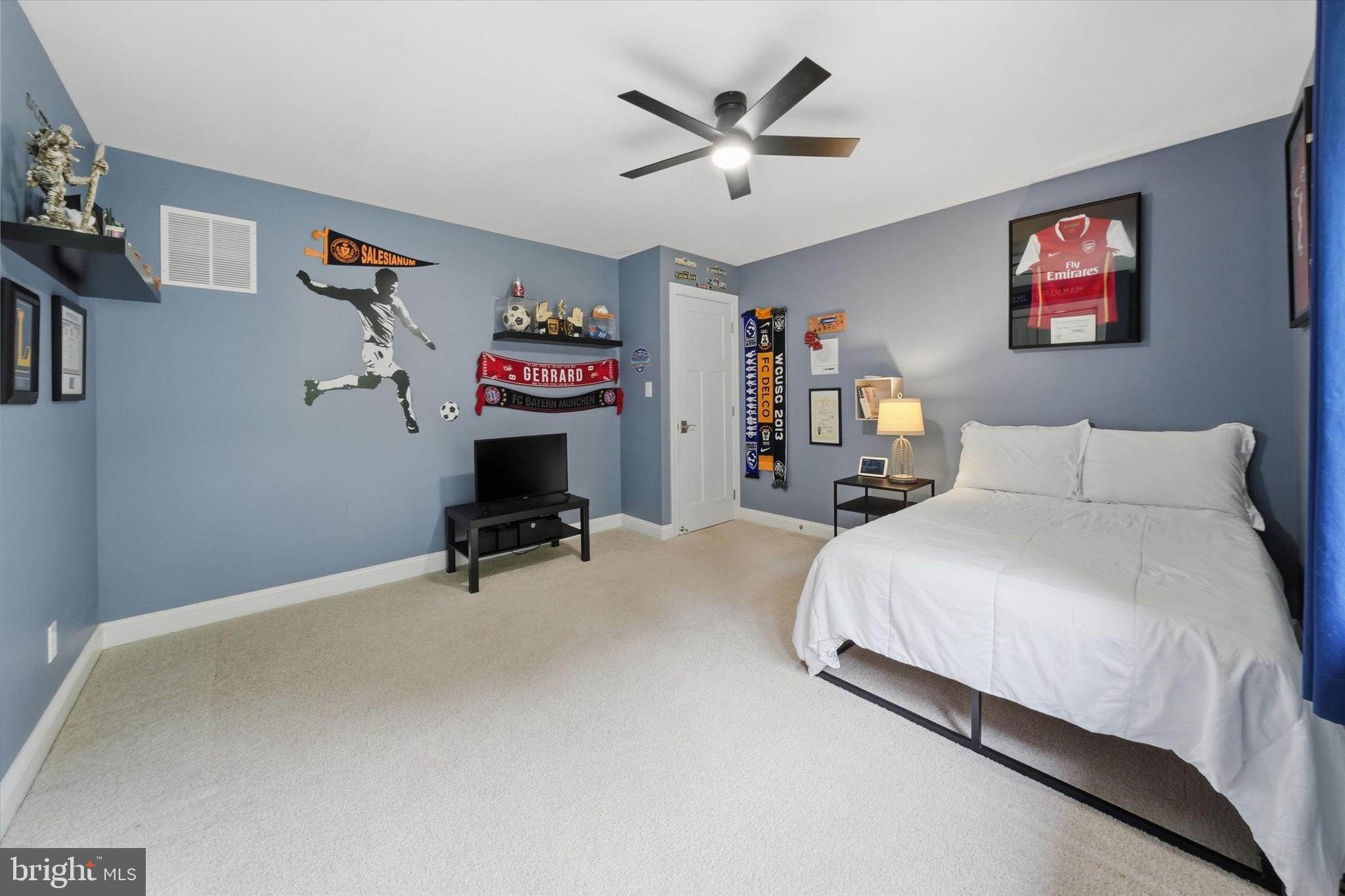 BRIDLESHIRE FARMS - Residential