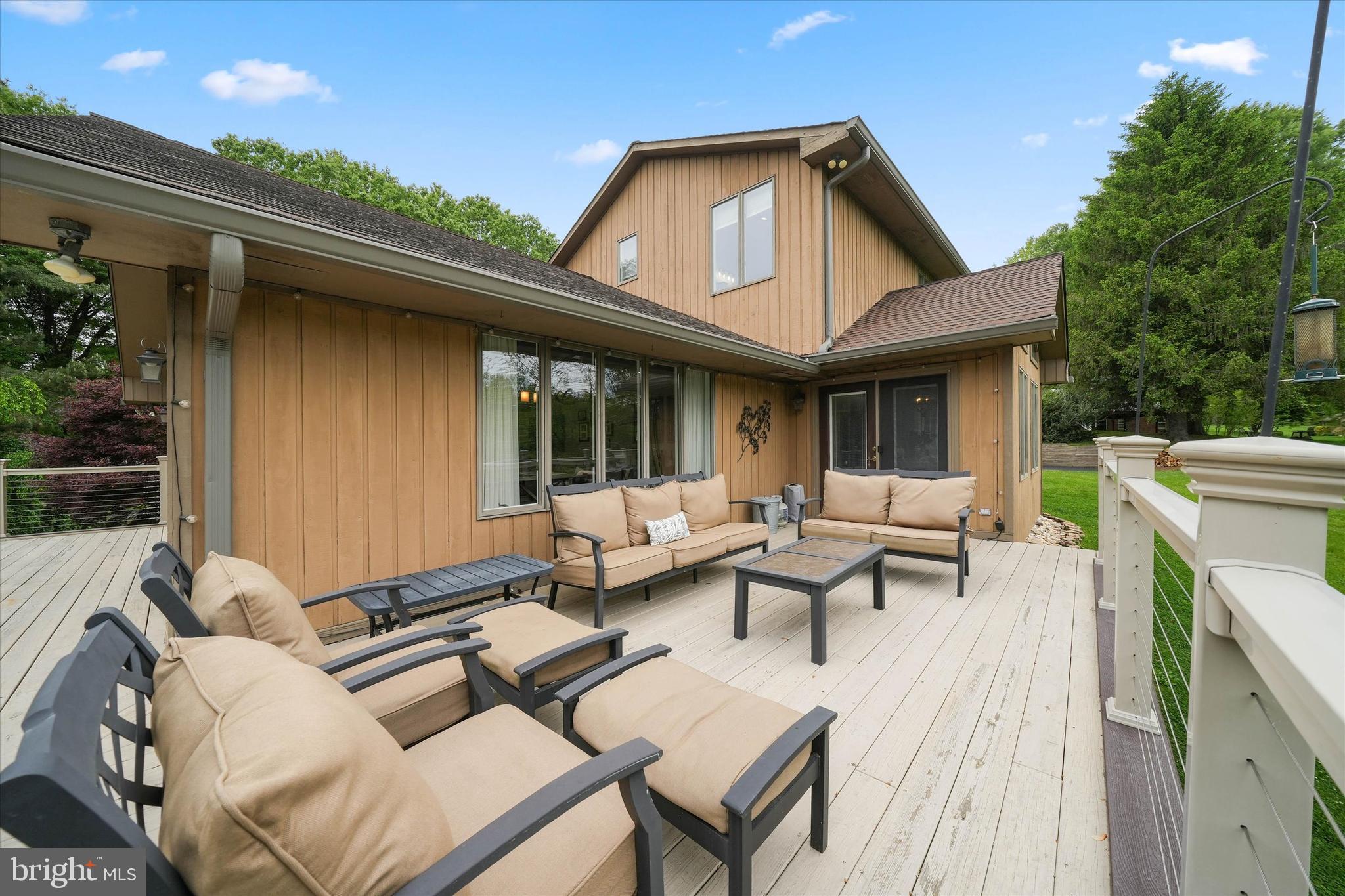 BRIDLESHIRE FARMS - Residential