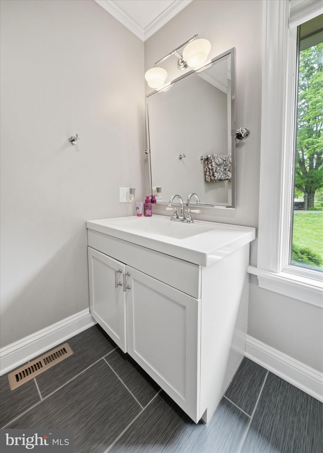 BRIDLESHIRE FARMS - Residential
