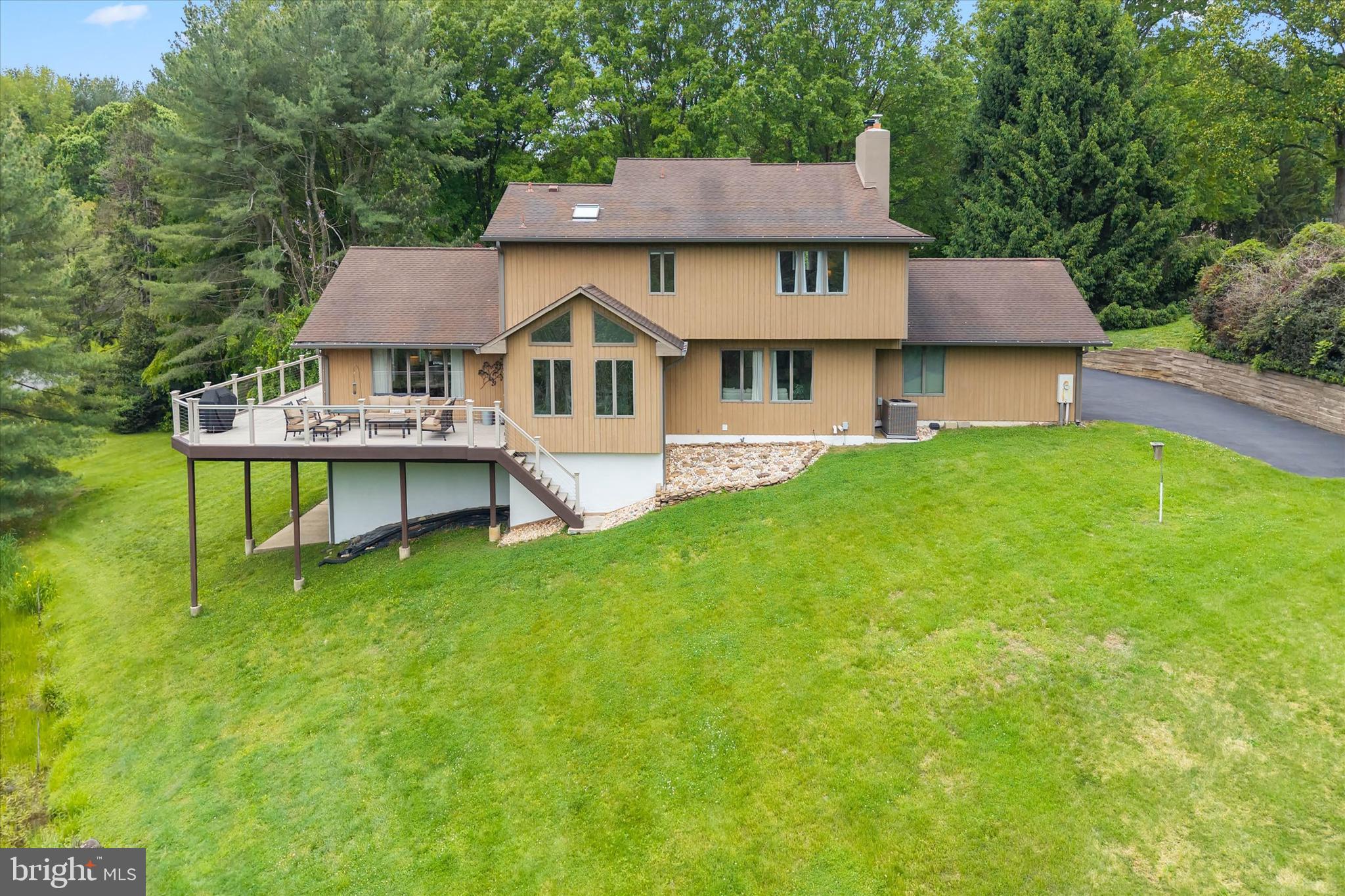 BRIDLESHIRE FARMS - Residential