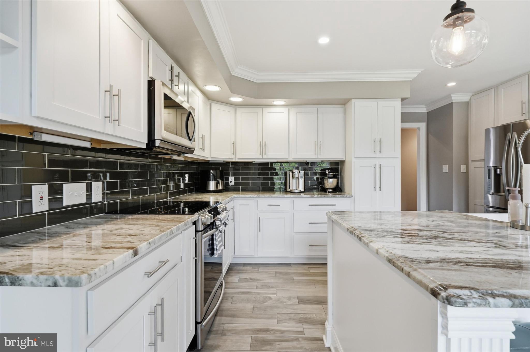 BRIDLESHIRE FARMS - Residential