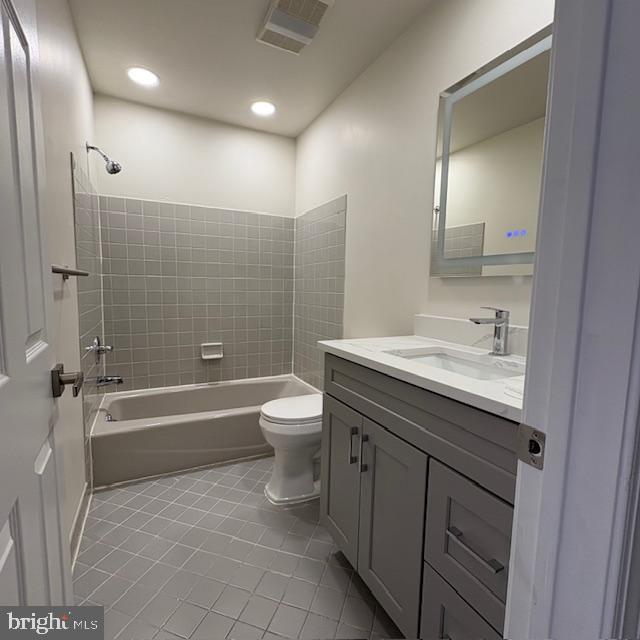 CHURCHVILLE MANOR - Residential Lease