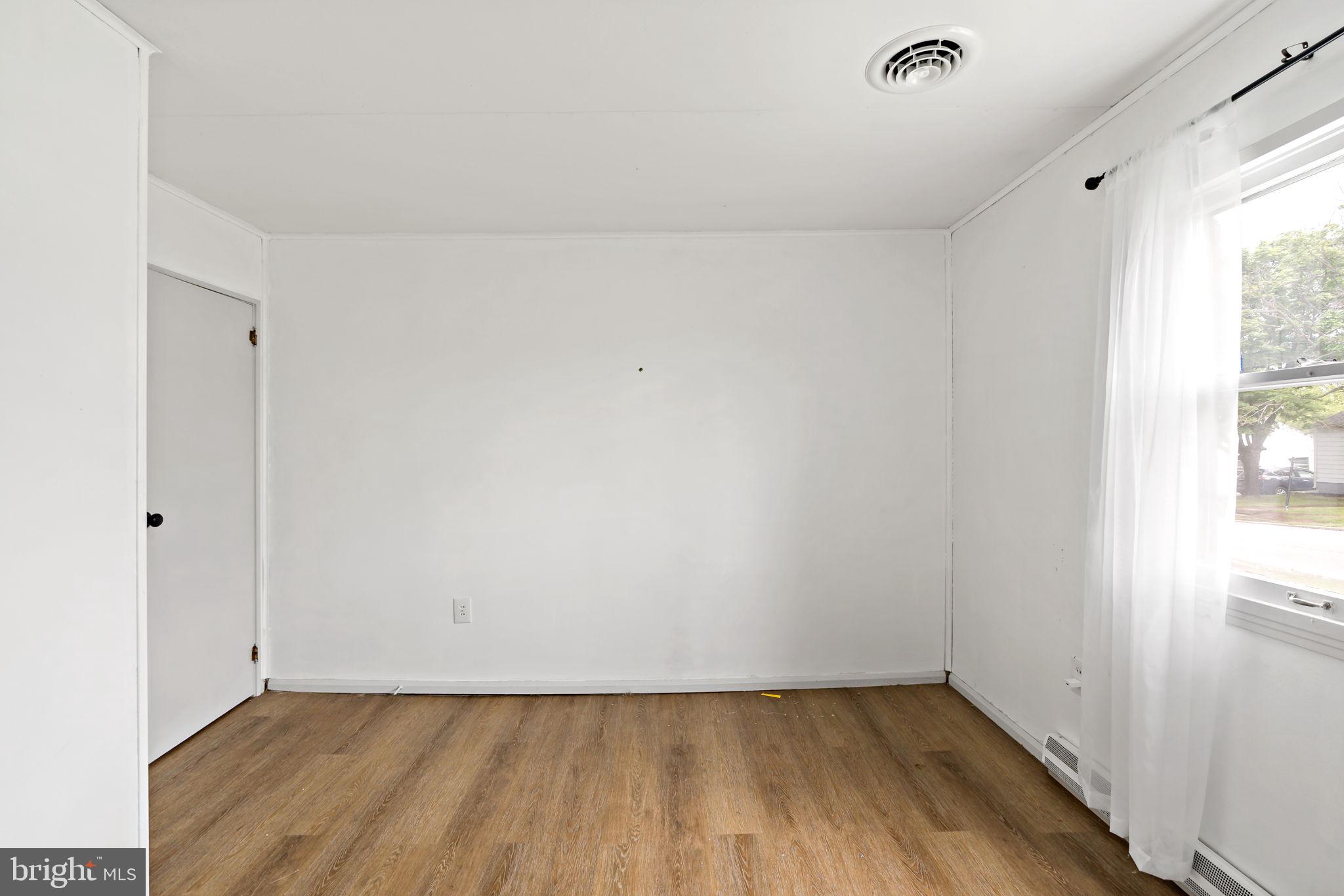 MARTINSBURG CITY - Residential