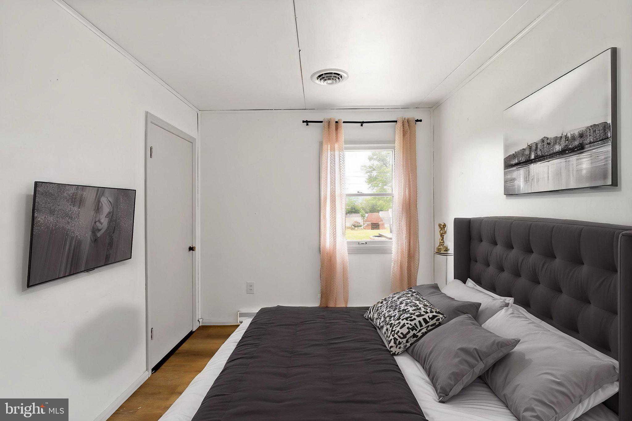 MARTINSBURG CITY - Residential