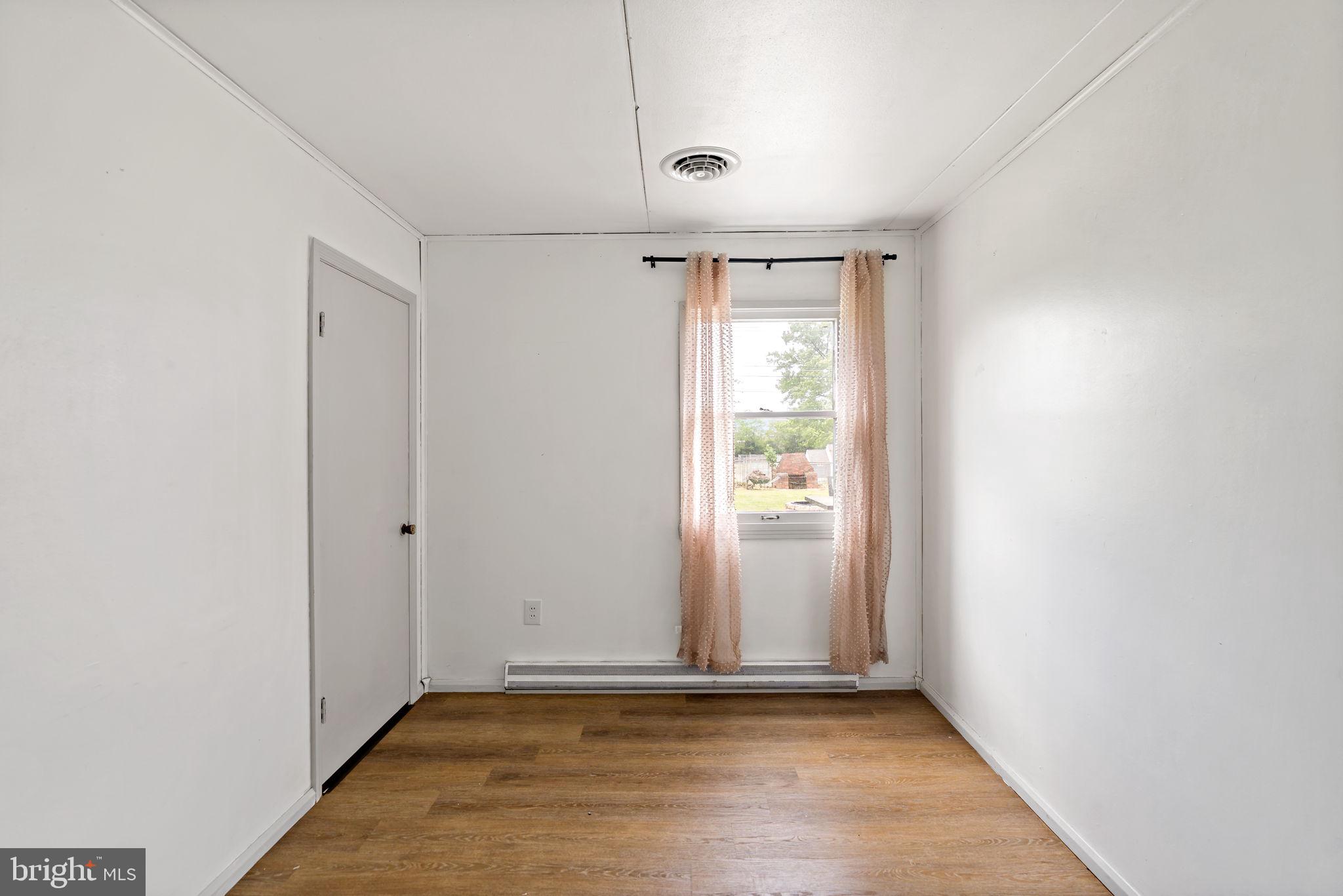 MARTINSBURG CITY - Residential