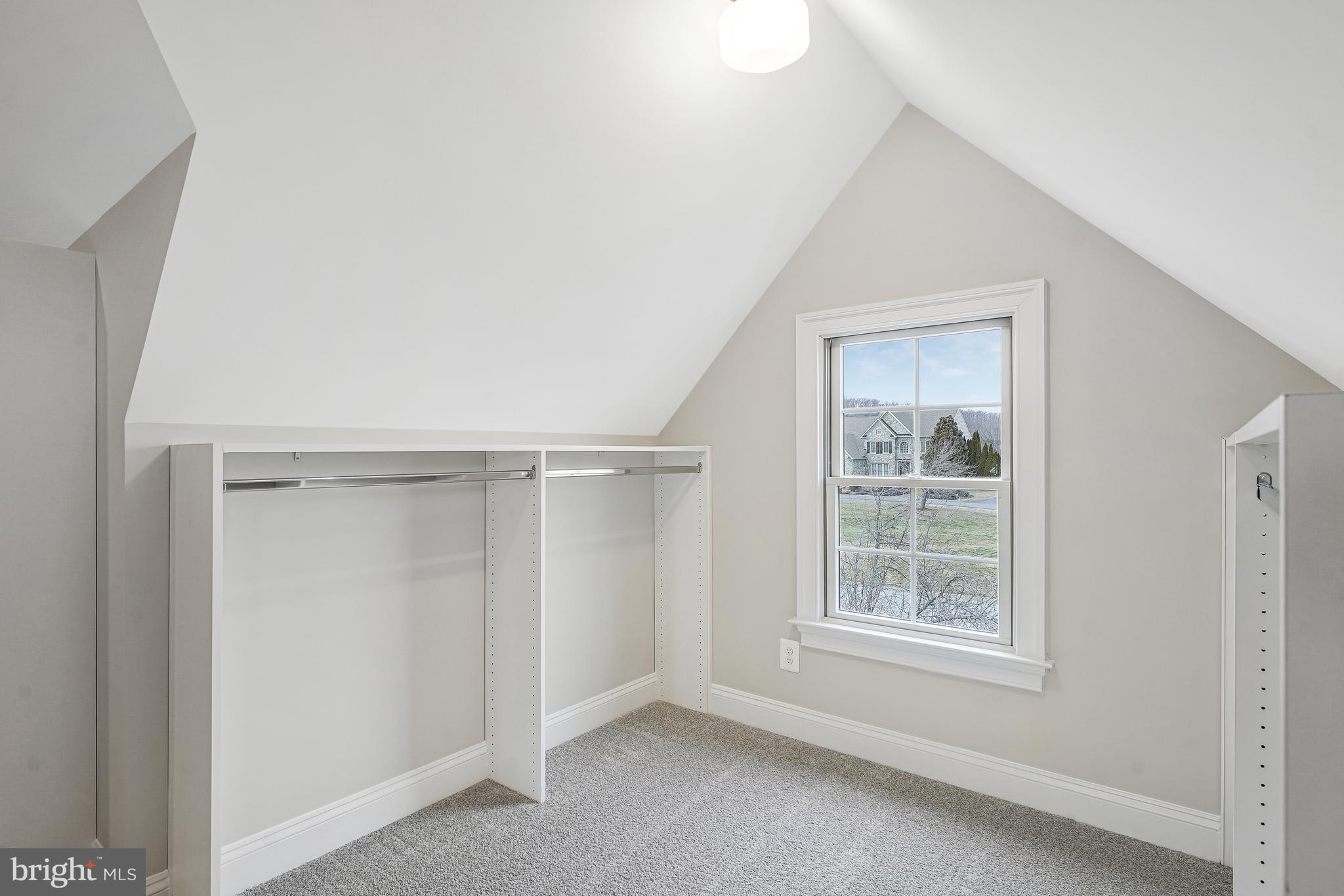 LONG MEADOW HAMLET - Residential