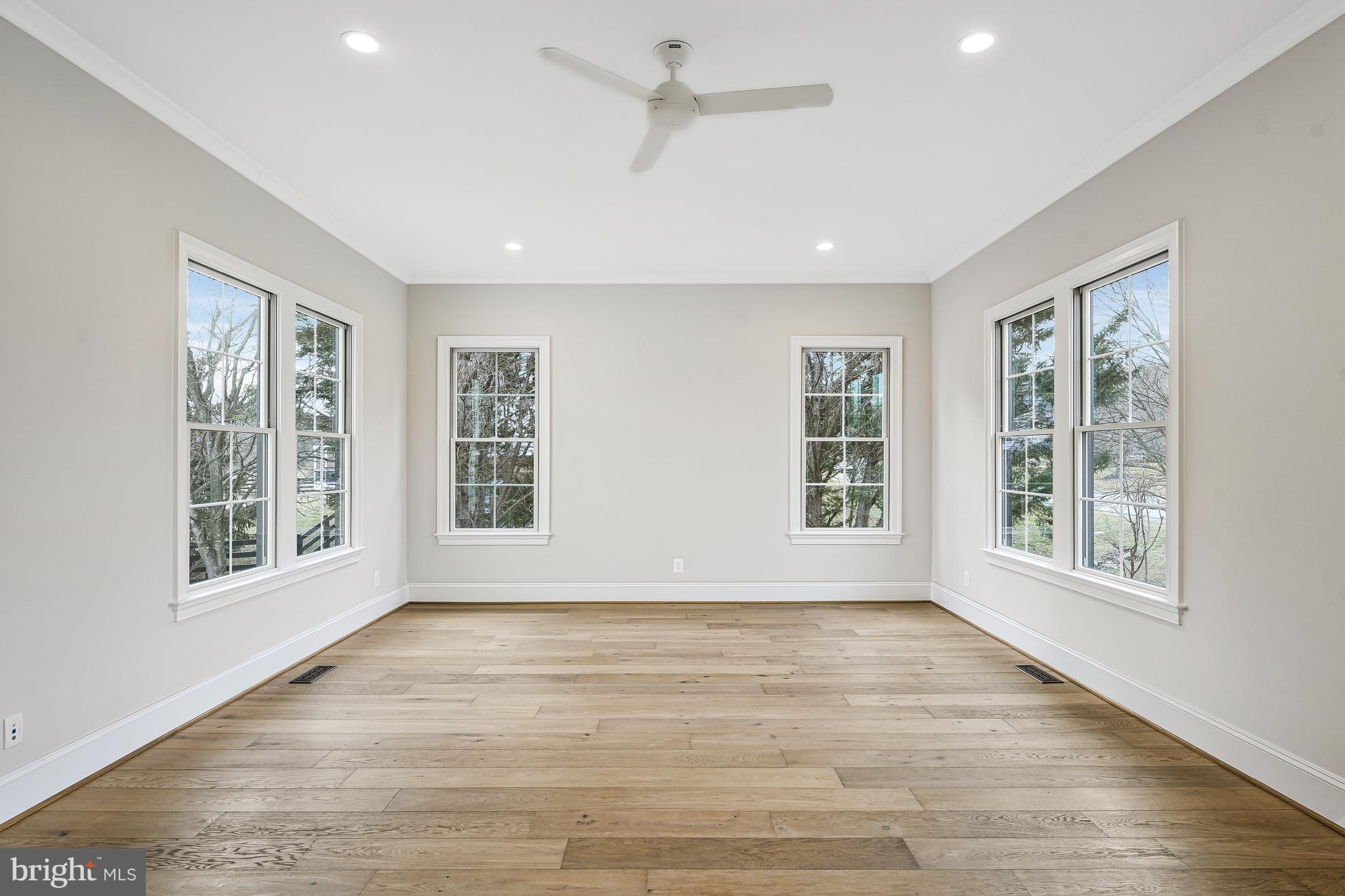 LONG MEADOW HAMLET - Residential