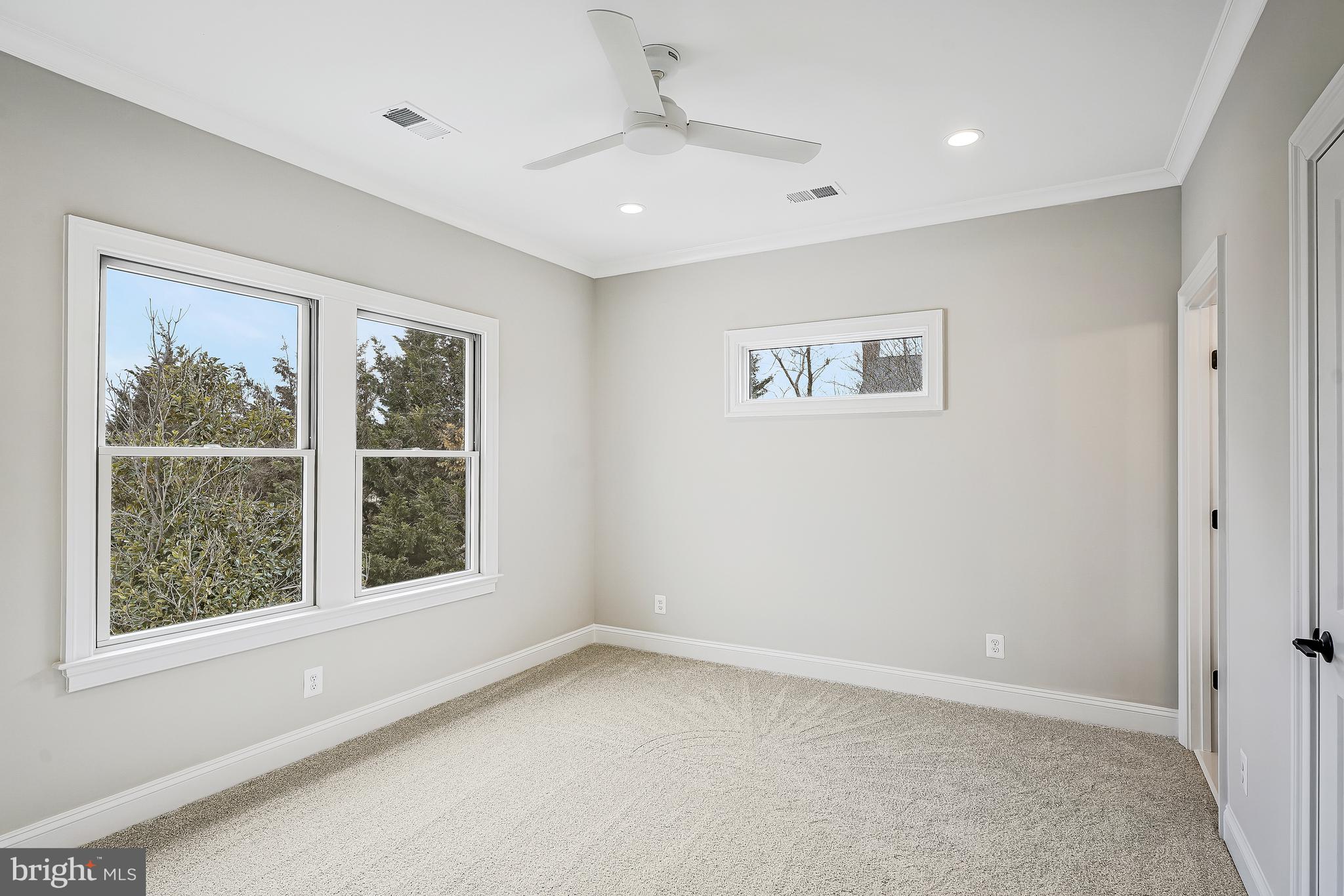 LONG MEADOW HAMLET - Residential