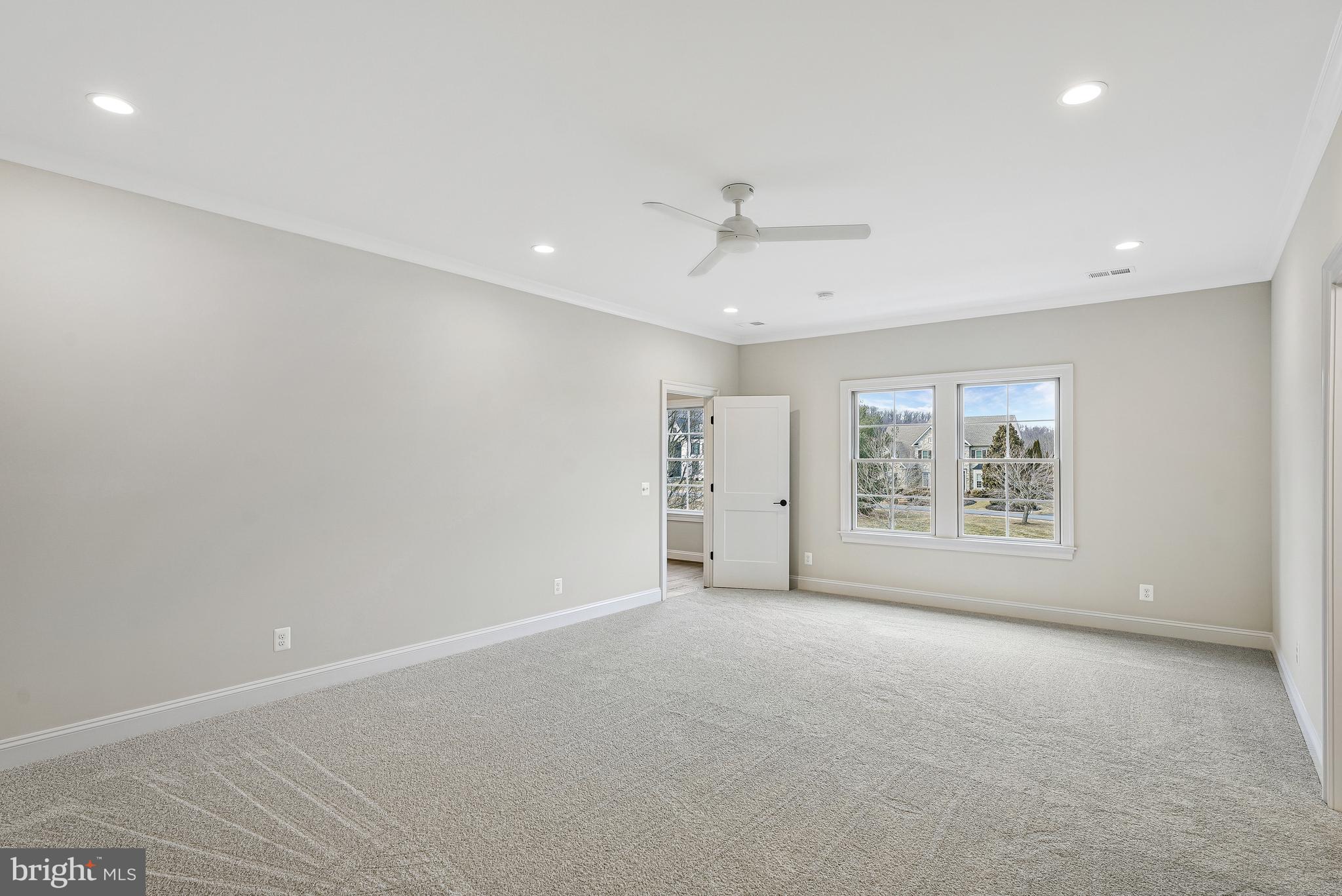 LONG MEADOW HAMLET - Residential