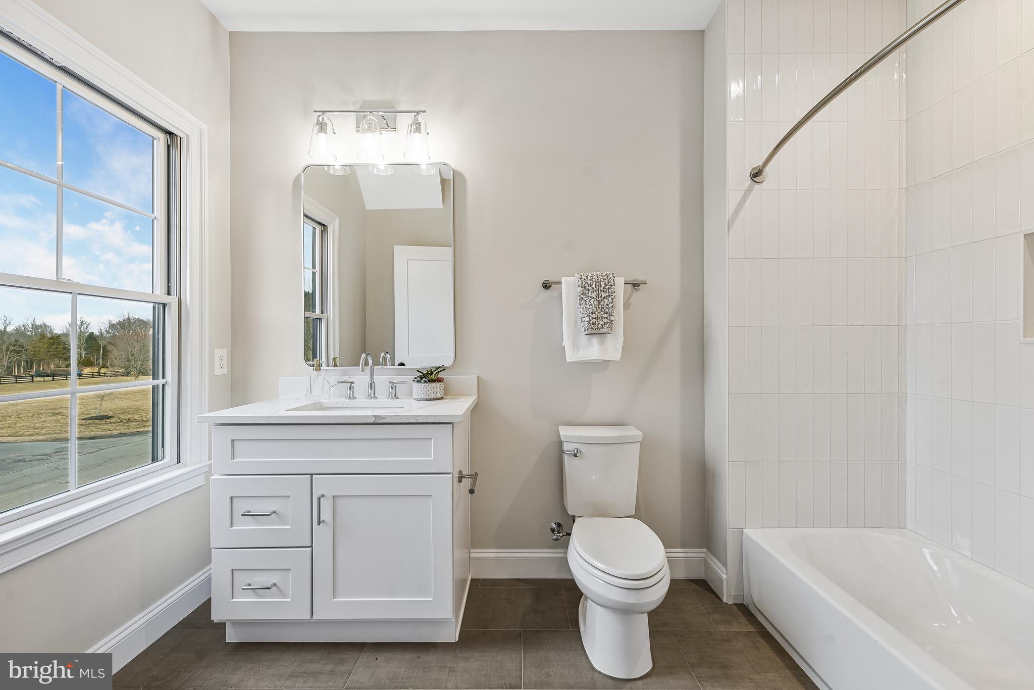 LONG MEADOW HAMLET - Residential