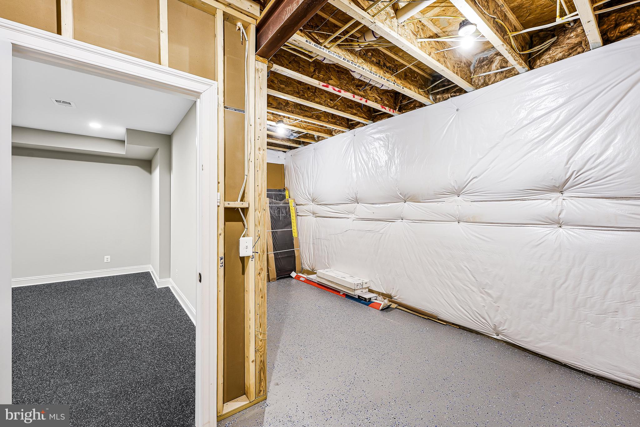 LONG MEADOW HAMLET - Residential