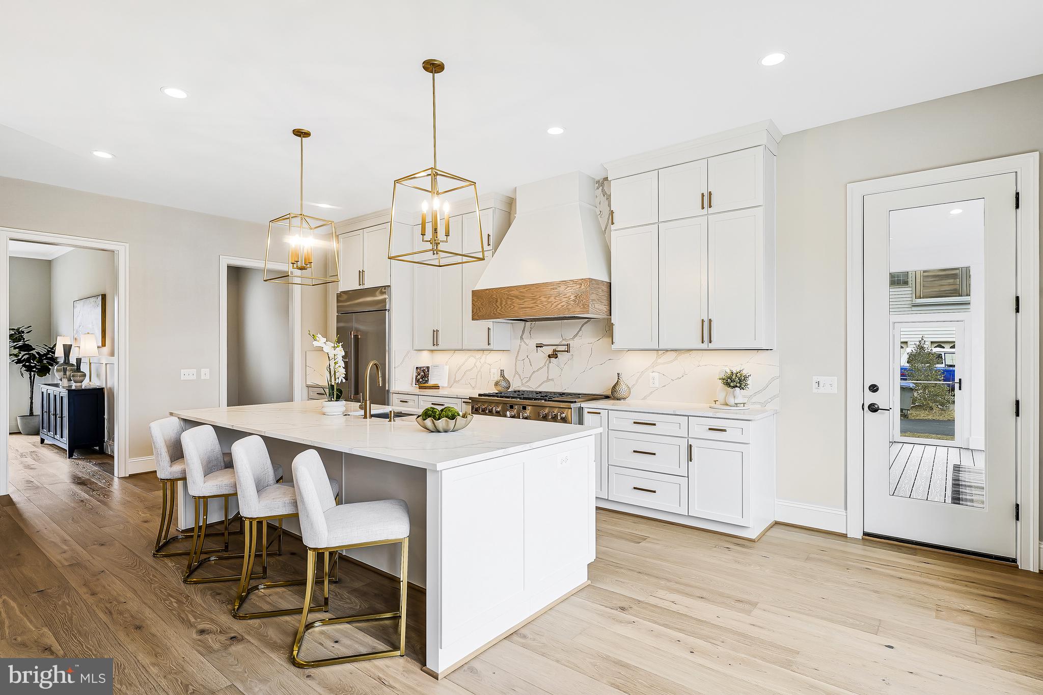 LONG MEADOW HAMLET - Residential