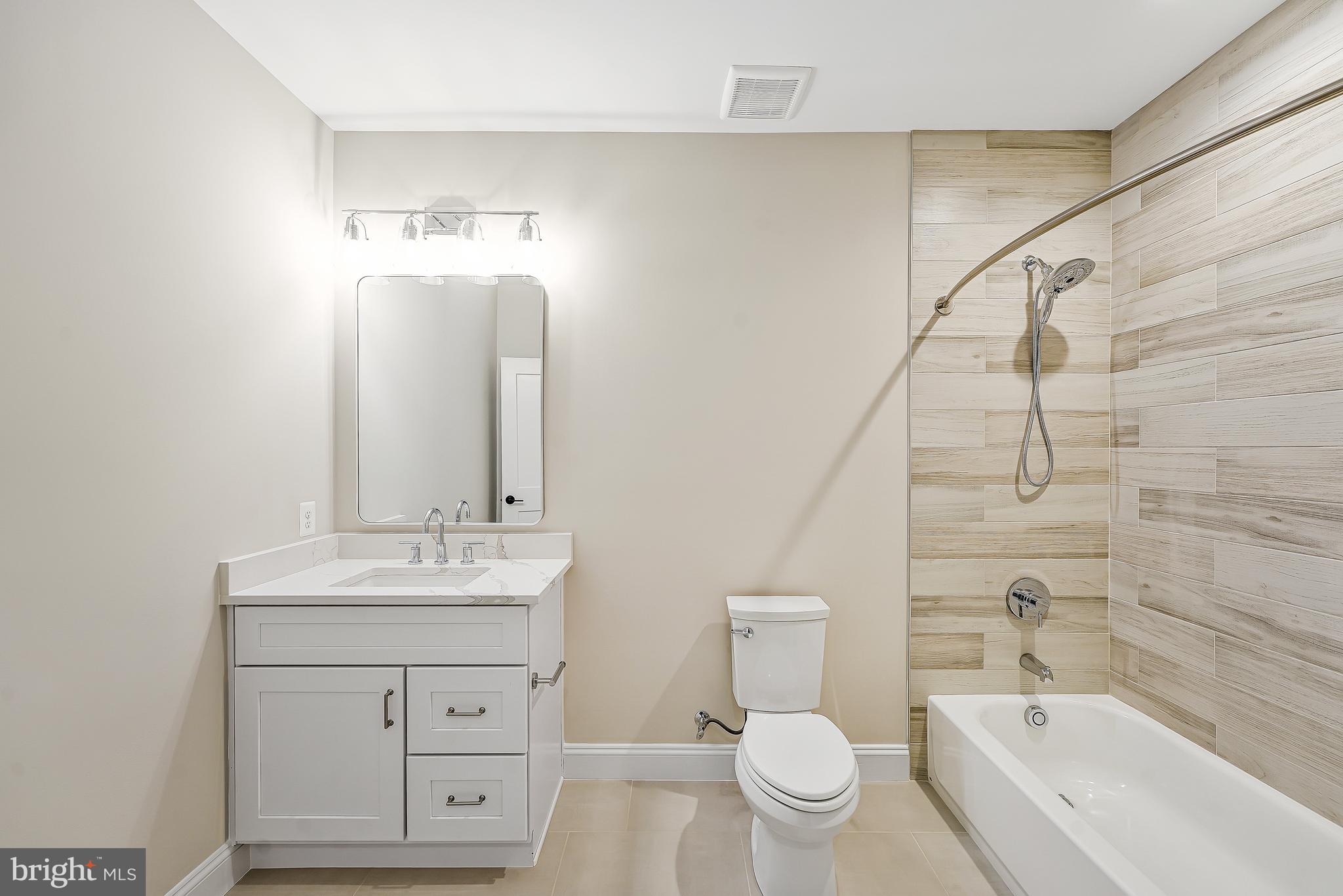 LONG MEADOW HAMLET - Residential