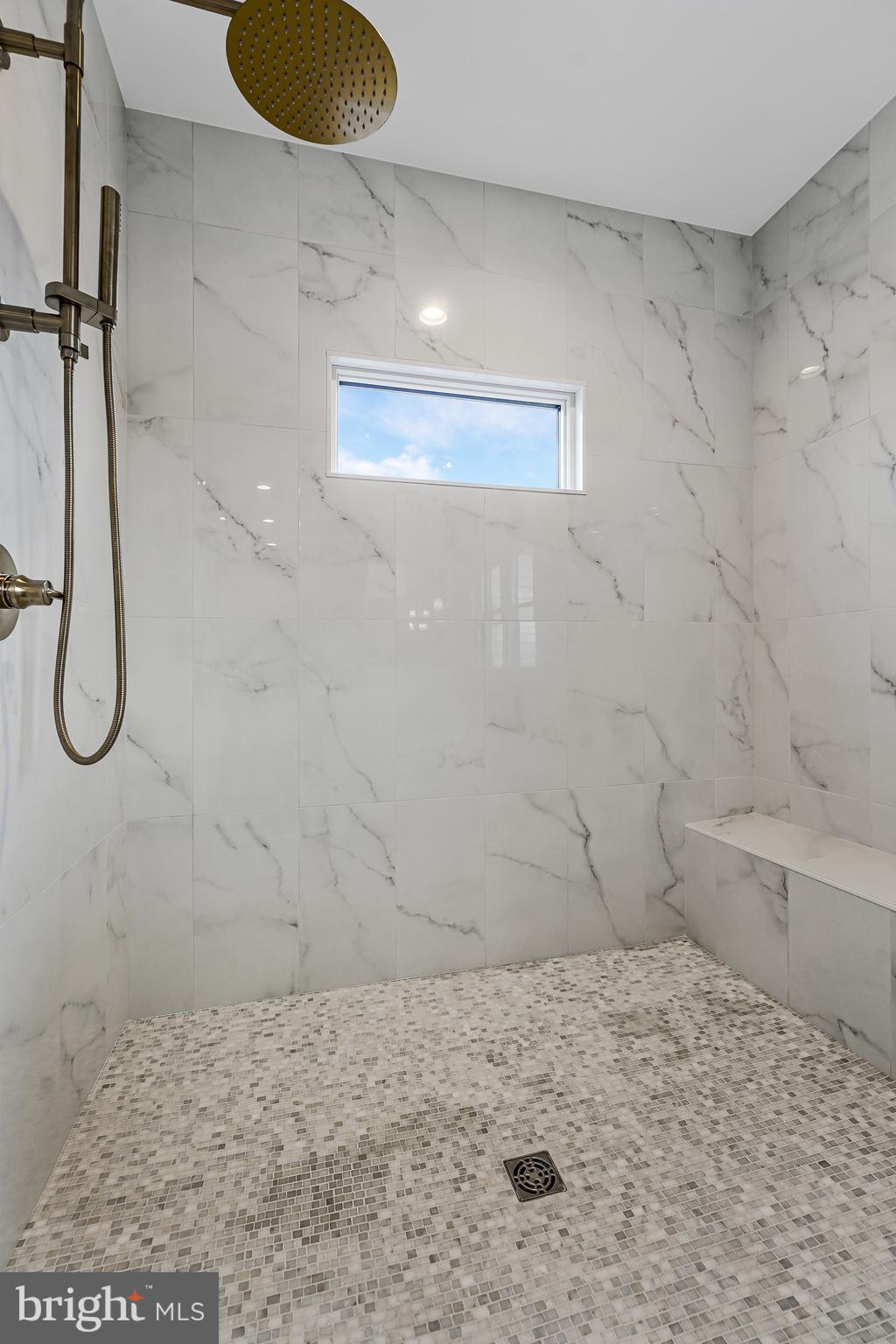 LONG MEADOW HAMLET - Residential