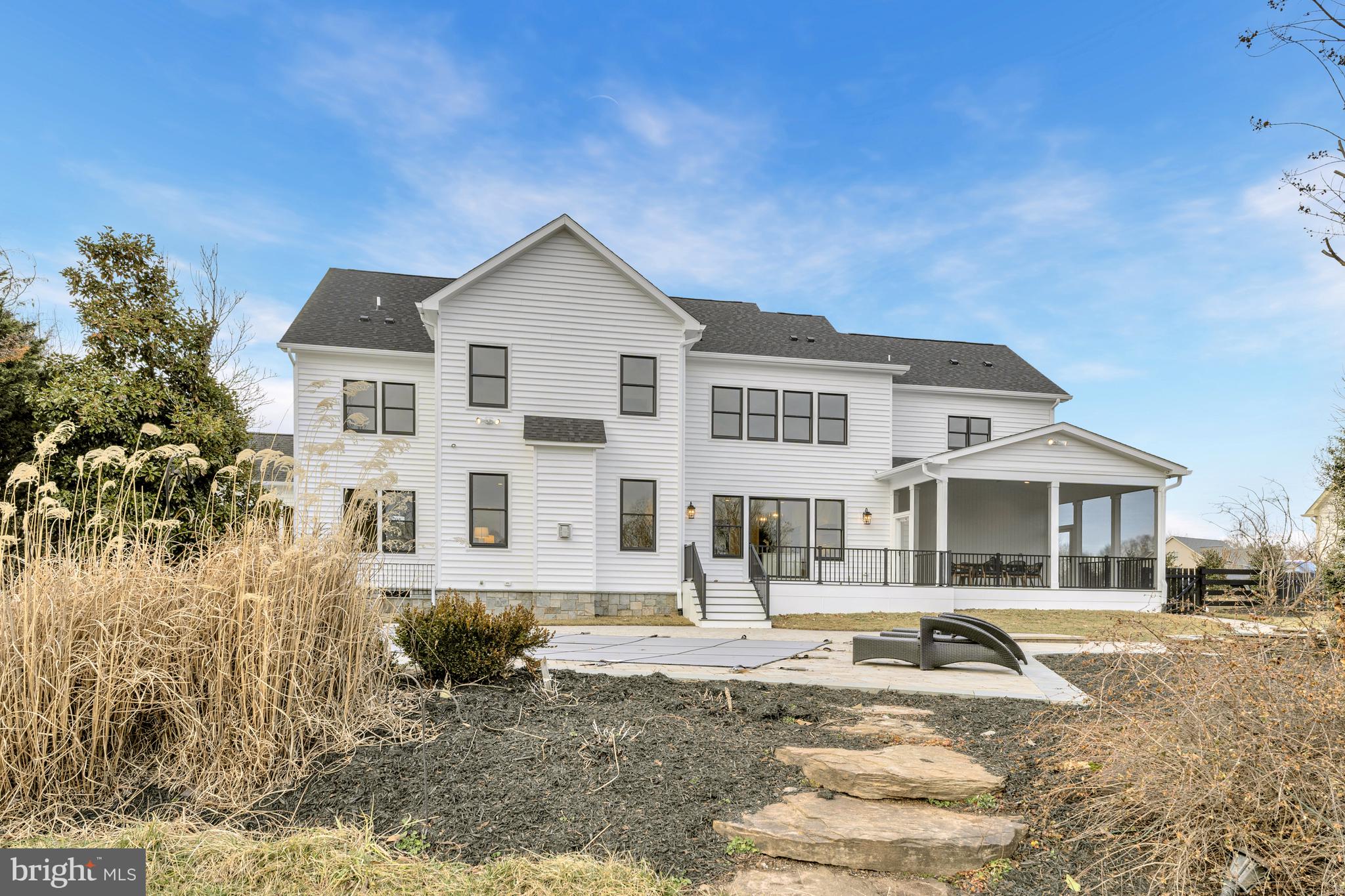 LONG MEADOW HAMLET - Residential