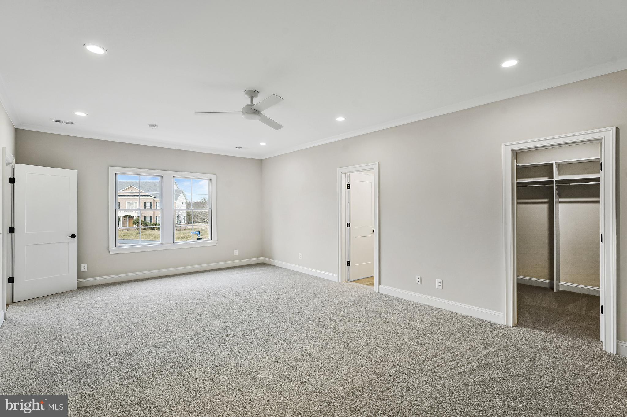 LONG MEADOW HAMLET - Residential