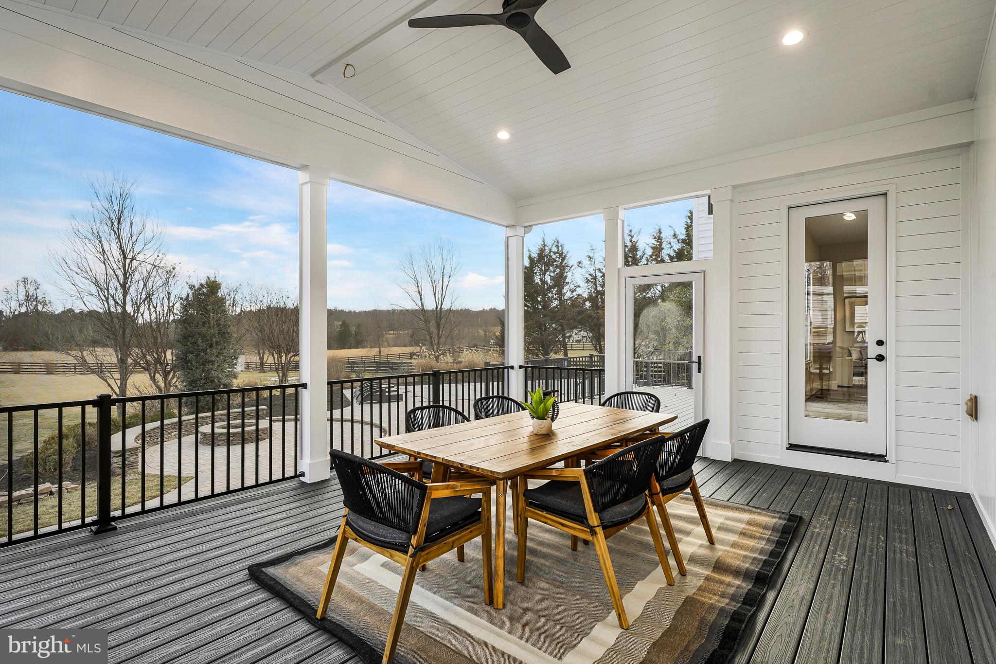 LONG MEADOW HAMLET - Residential