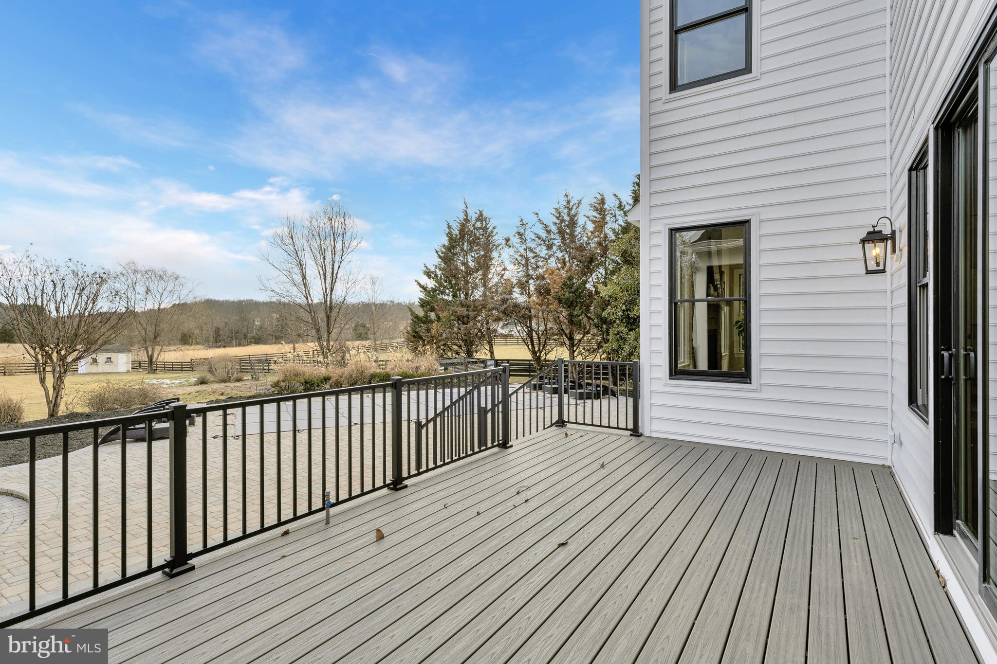 LONG MEADOW HAMLET - Residential