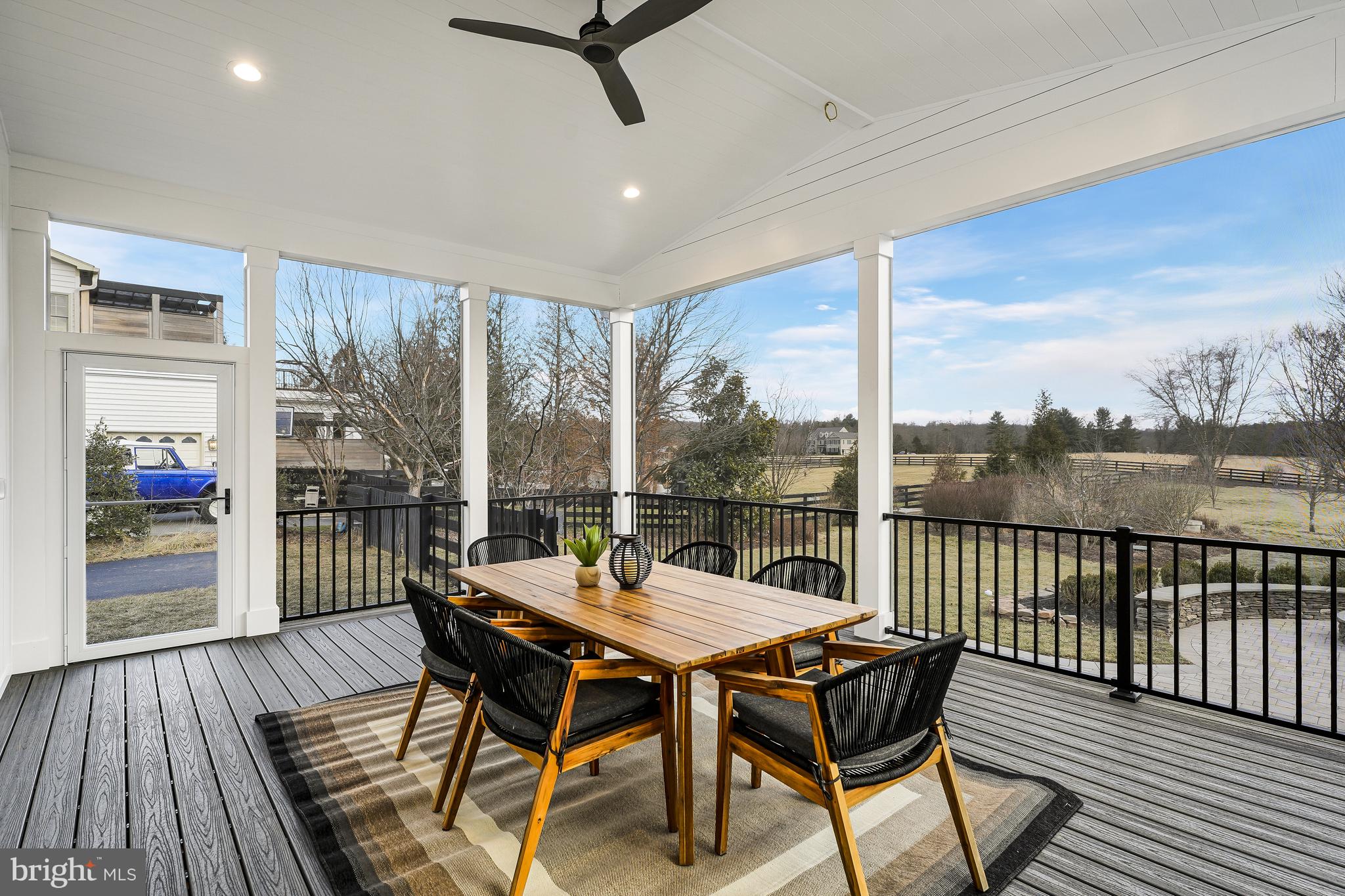 LONG MEADOW HAMLET - Residential