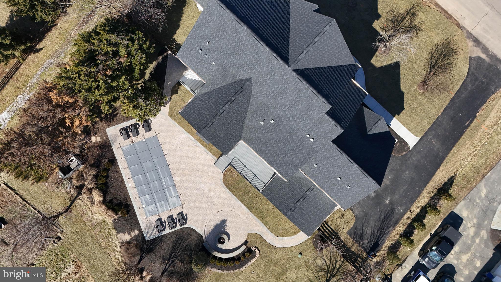 LONG MEADOW HAMLET - Residential