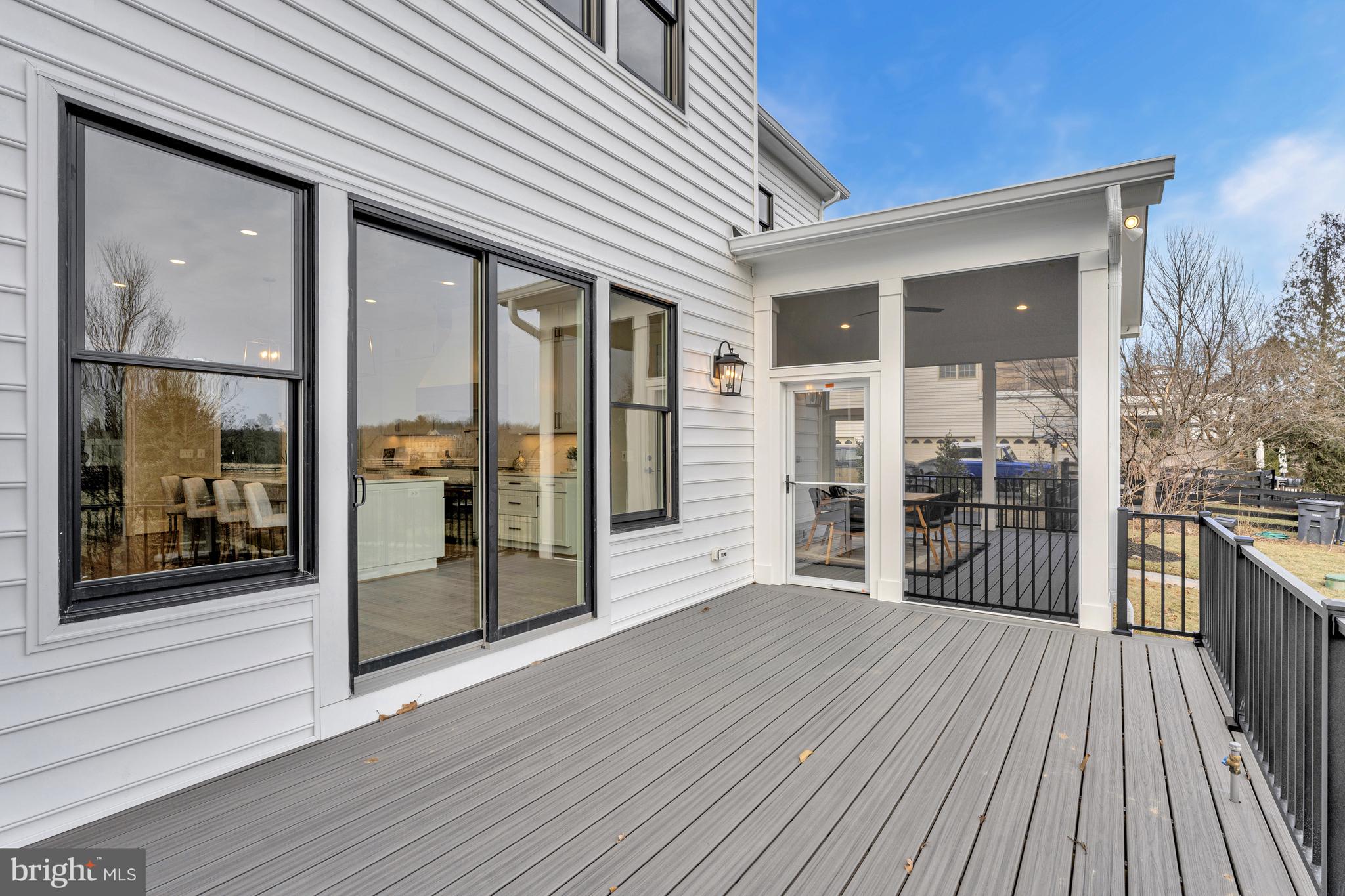 LONG MEADOW HAMLET - Residential