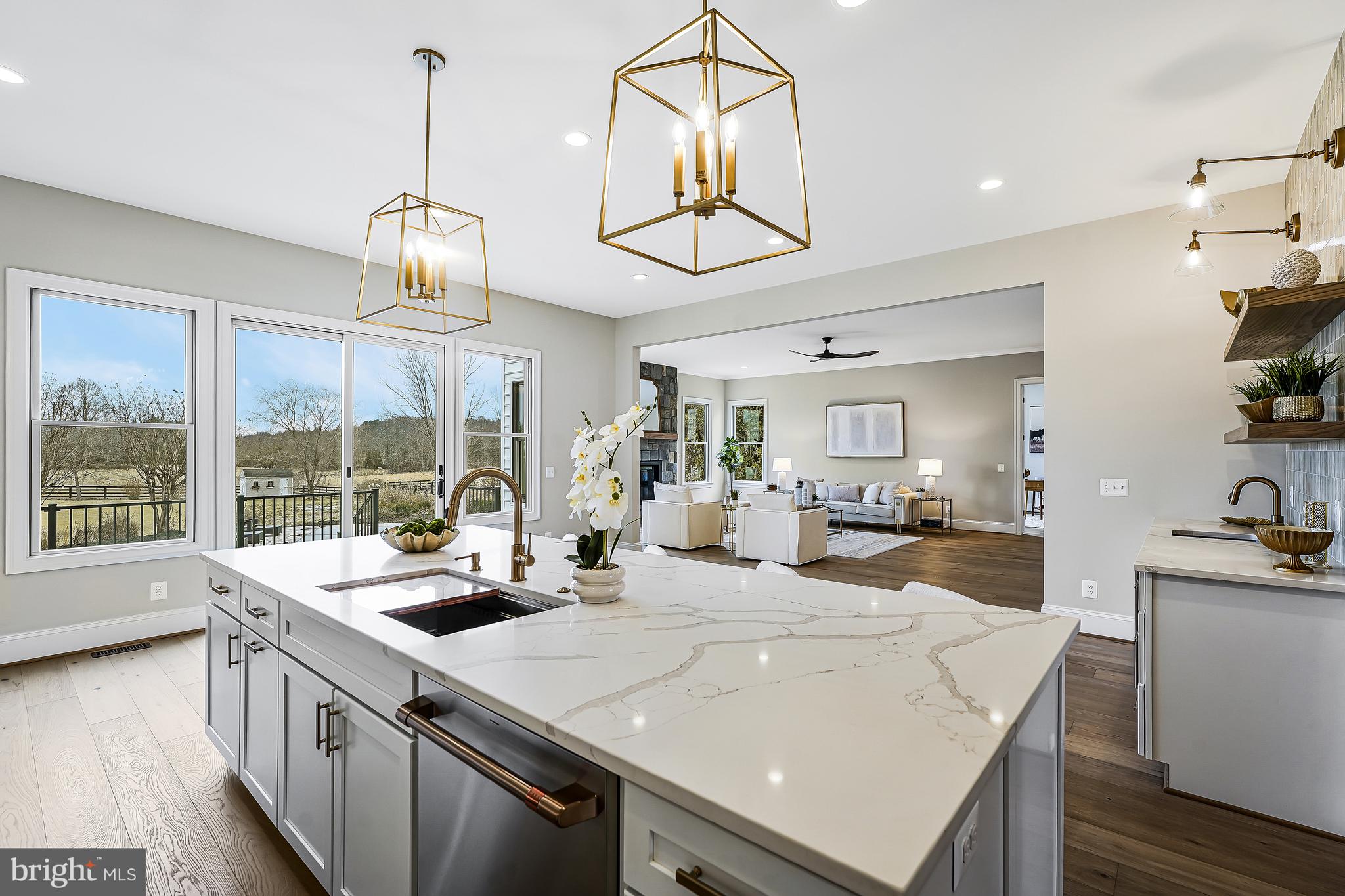 LONG MEADOW HAMLET - Residential