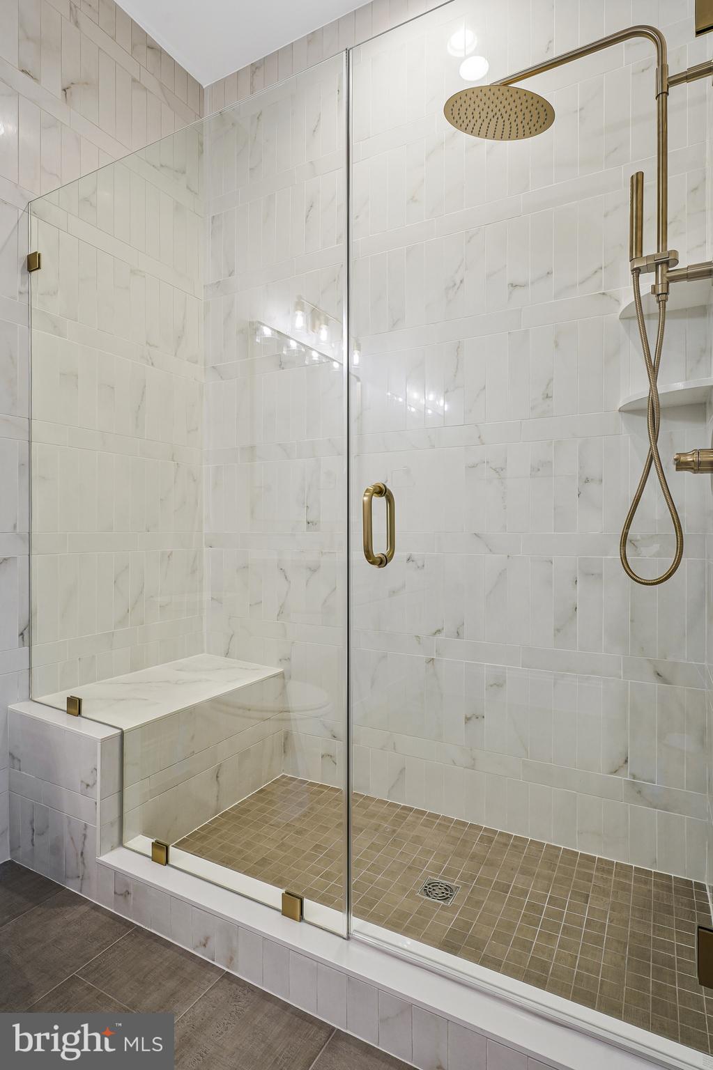 LONG MEADOW HAMLET - Residential