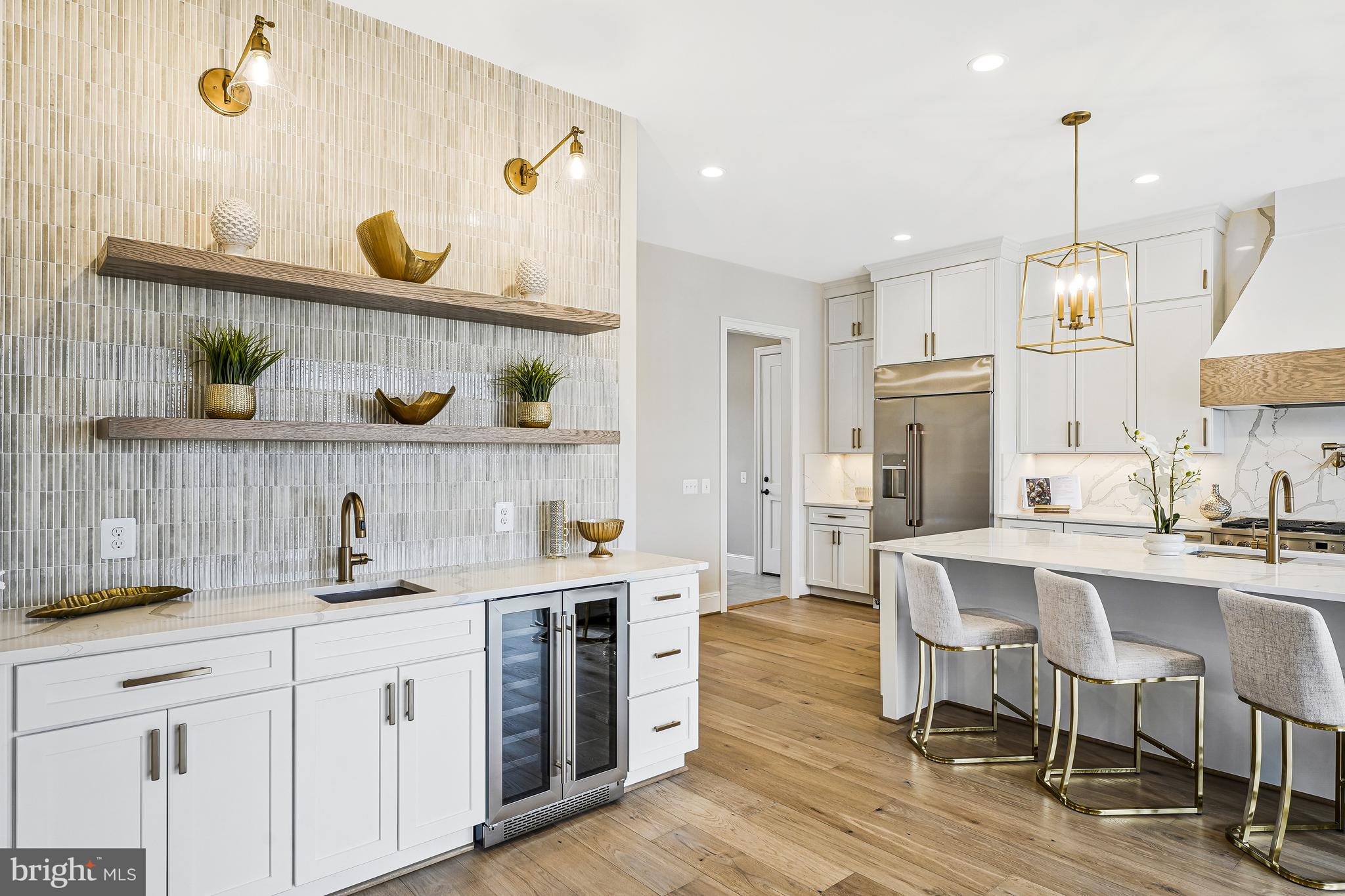 LONG MEADOW HAMLET - Residential