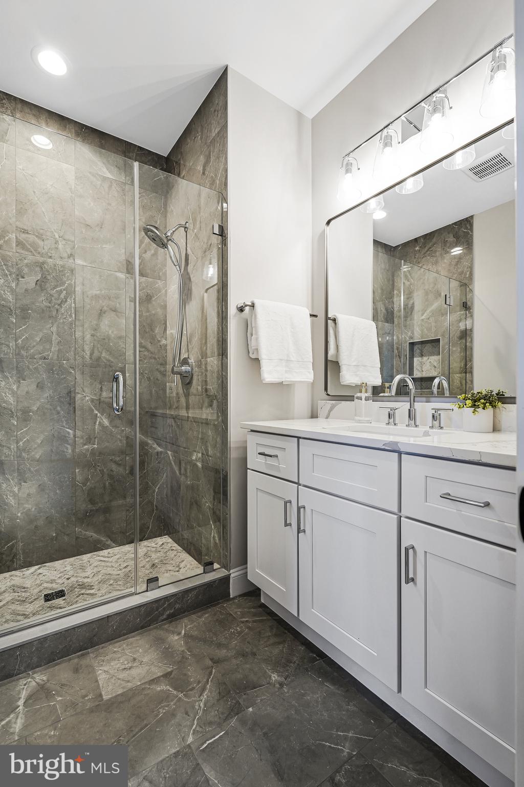 LONG MEADOW HAMLET - Residential