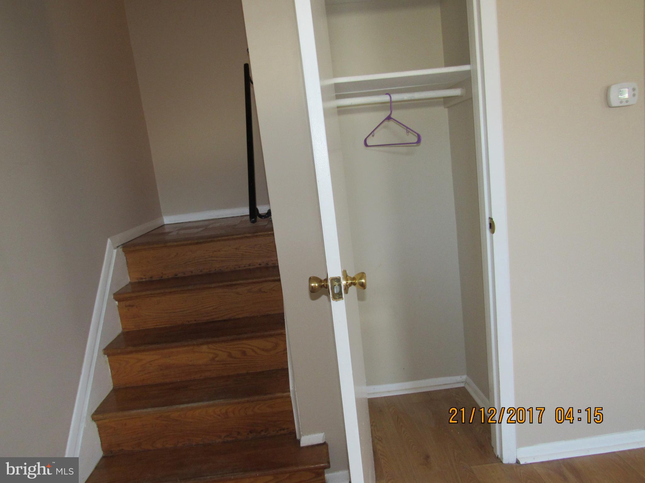 HARFORD SQUARE - Residential Lease