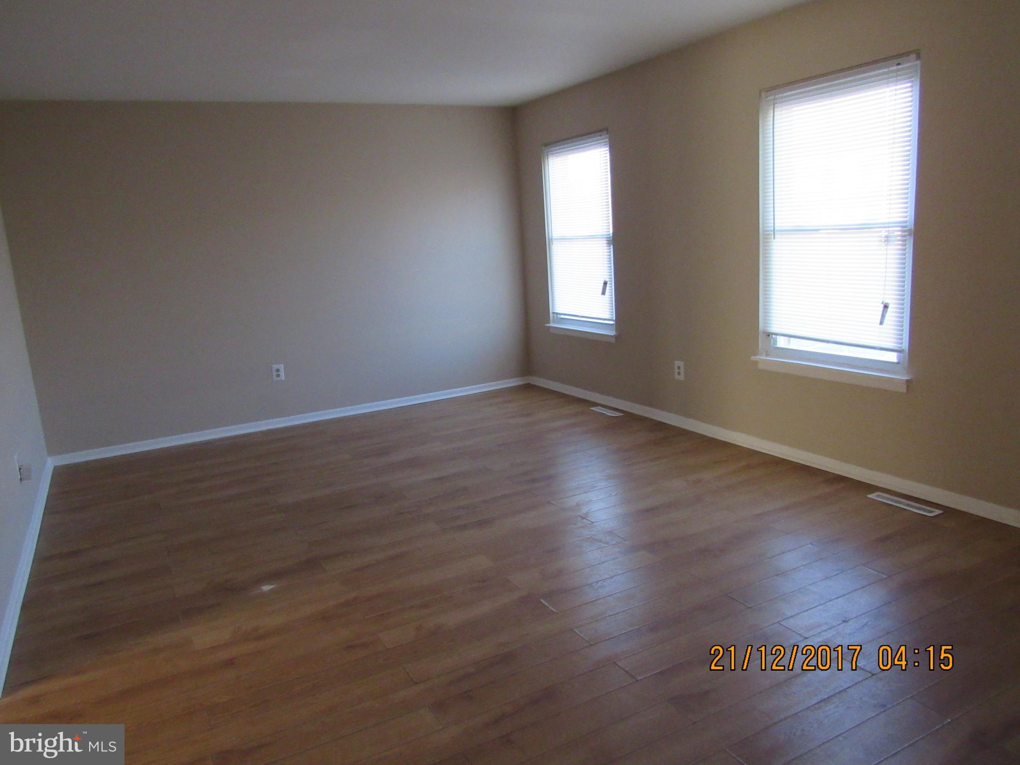 HARFORD SQUARE - Residential Lease