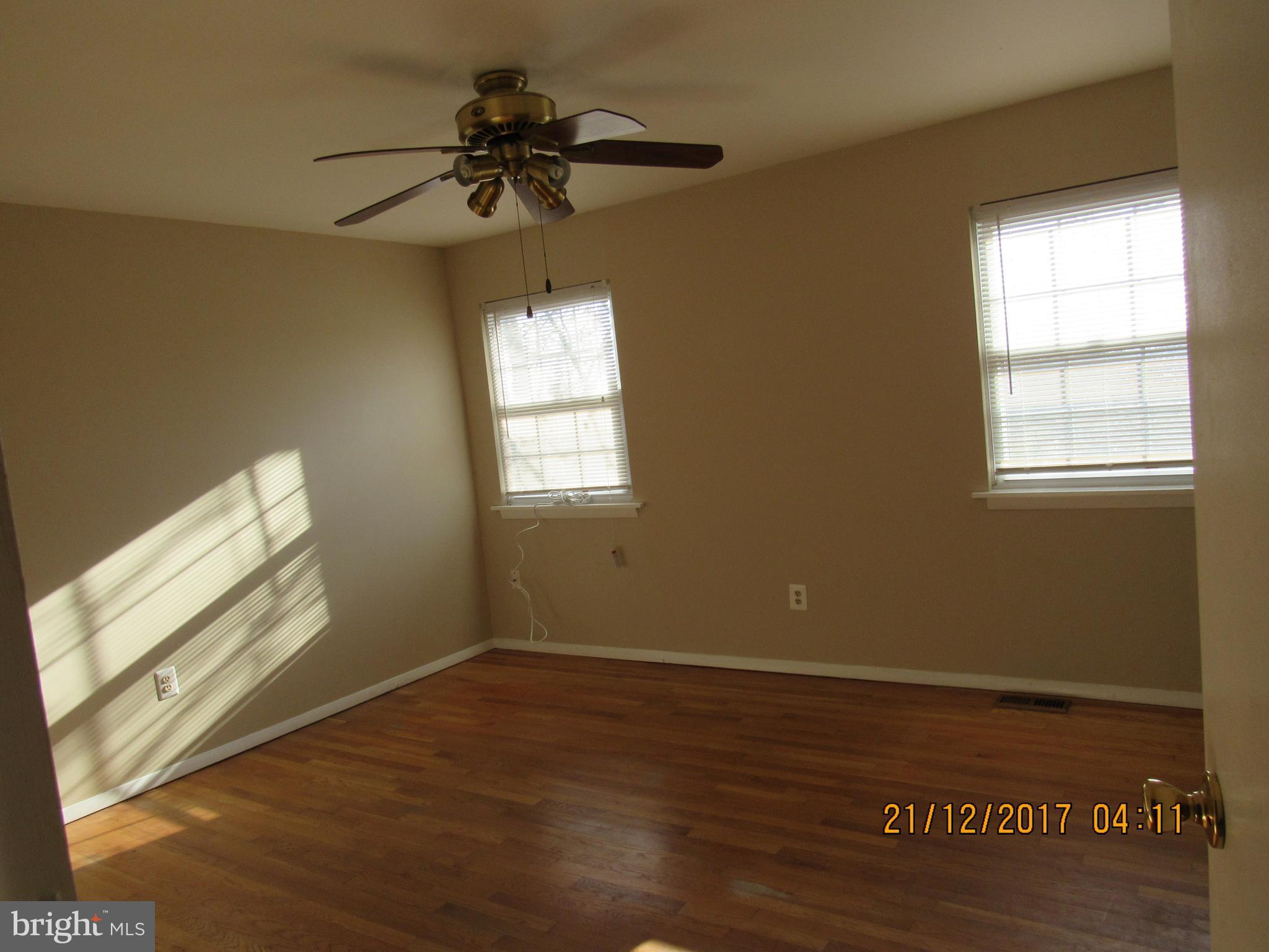HARFORD SQUARE - Residential Lease