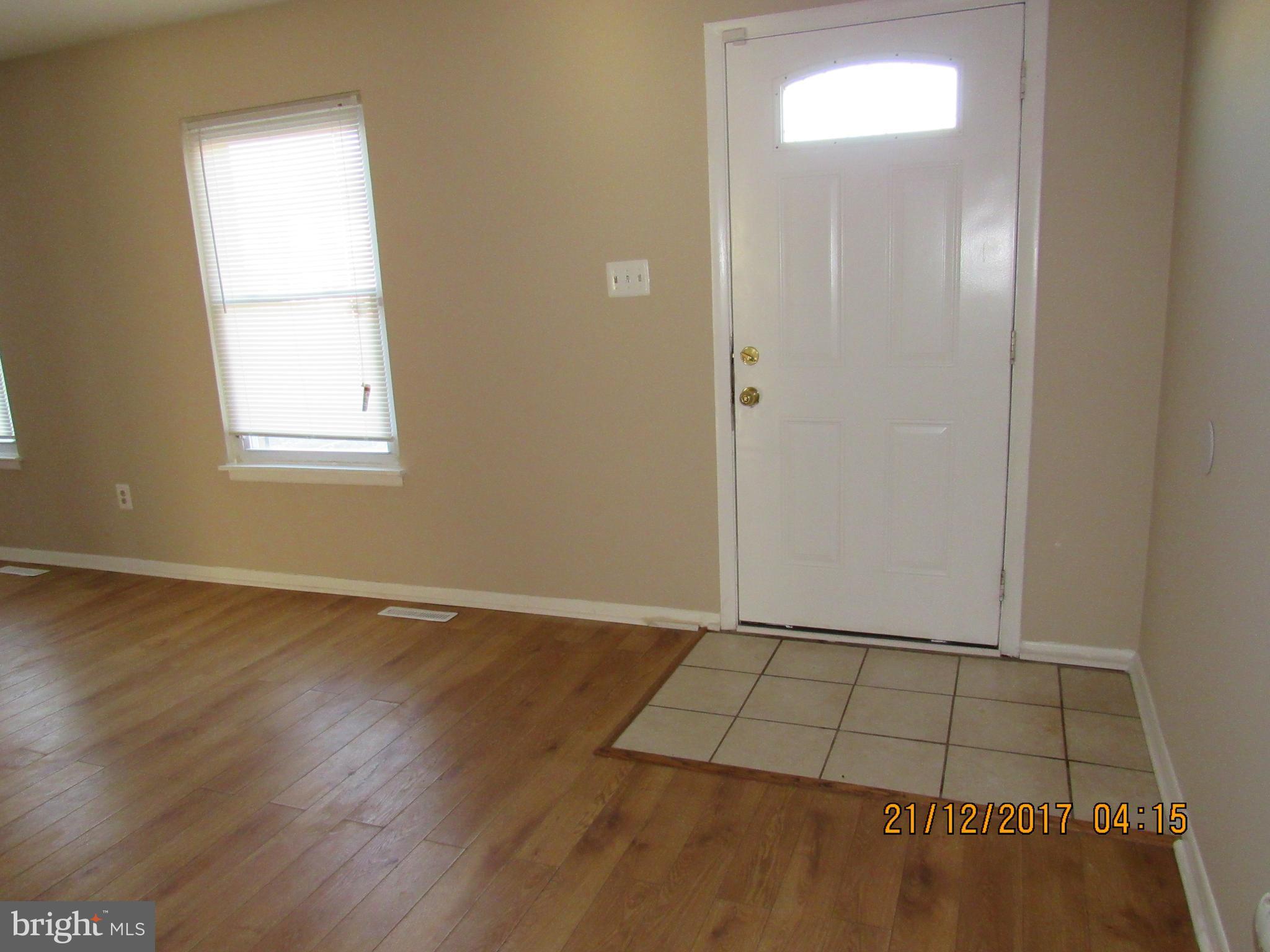 HARFORD SQUARE - Residential Lease