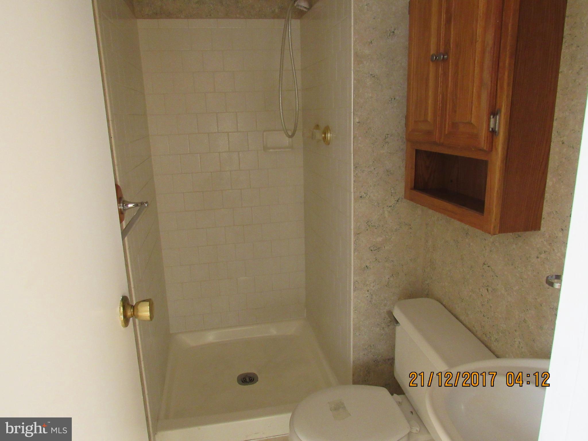 HARFORD SQUARE - Residential Lease