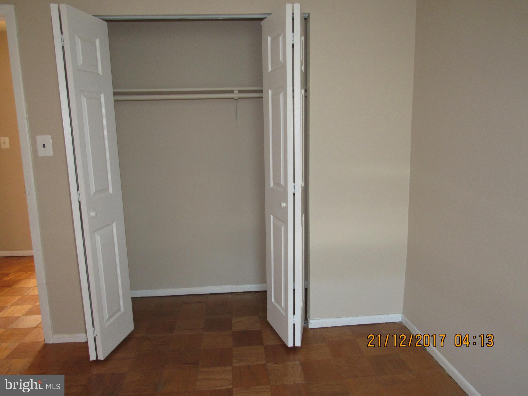 HARFORD SQUARE - Residential Lease