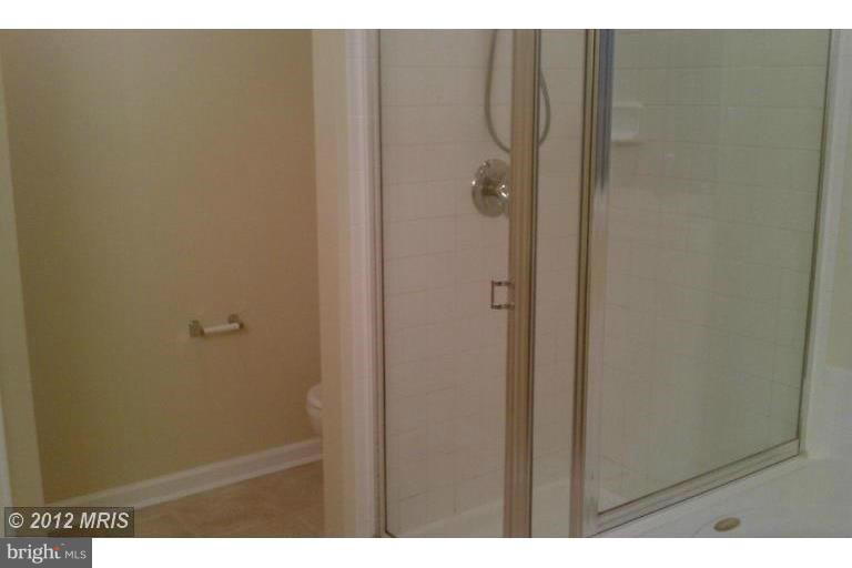 CONSTANT FRIENDSHIP - Residential Lease