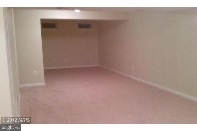 CONSTANT FRIENDSHIP - Residential Lease