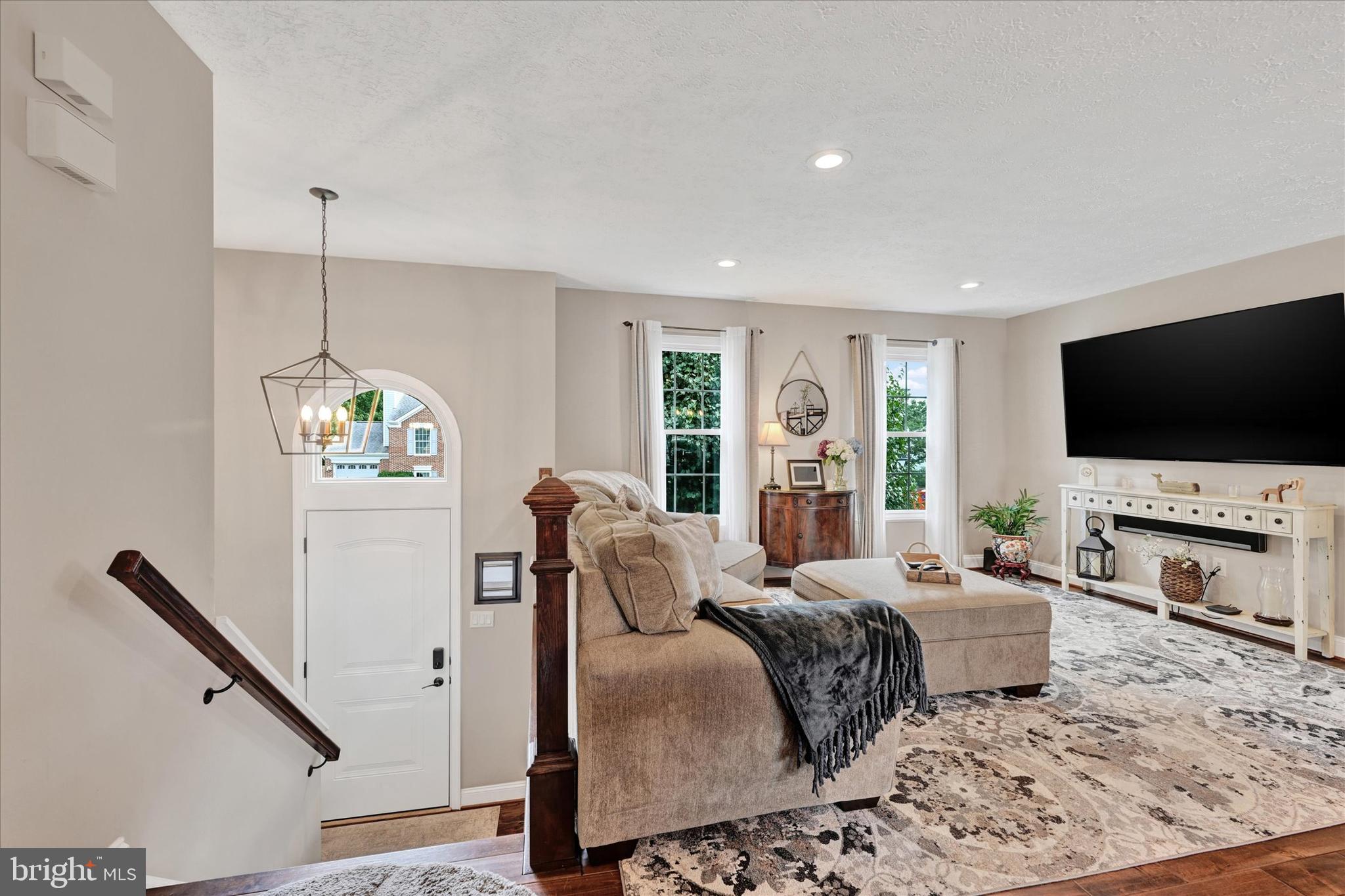 3134 LAUREL VIEW DRIVE