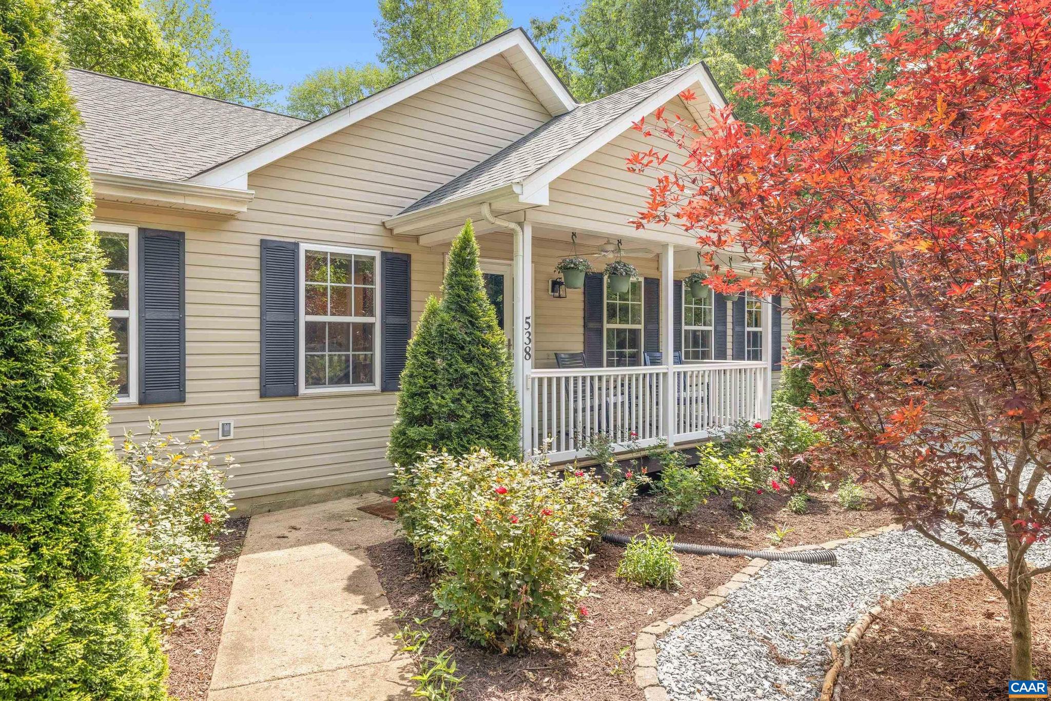 LAKE MONTICELLO - Residential