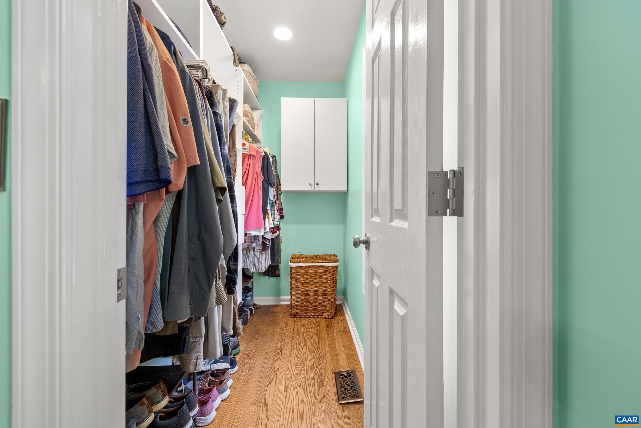 LAKE MONTICELLO - Residential