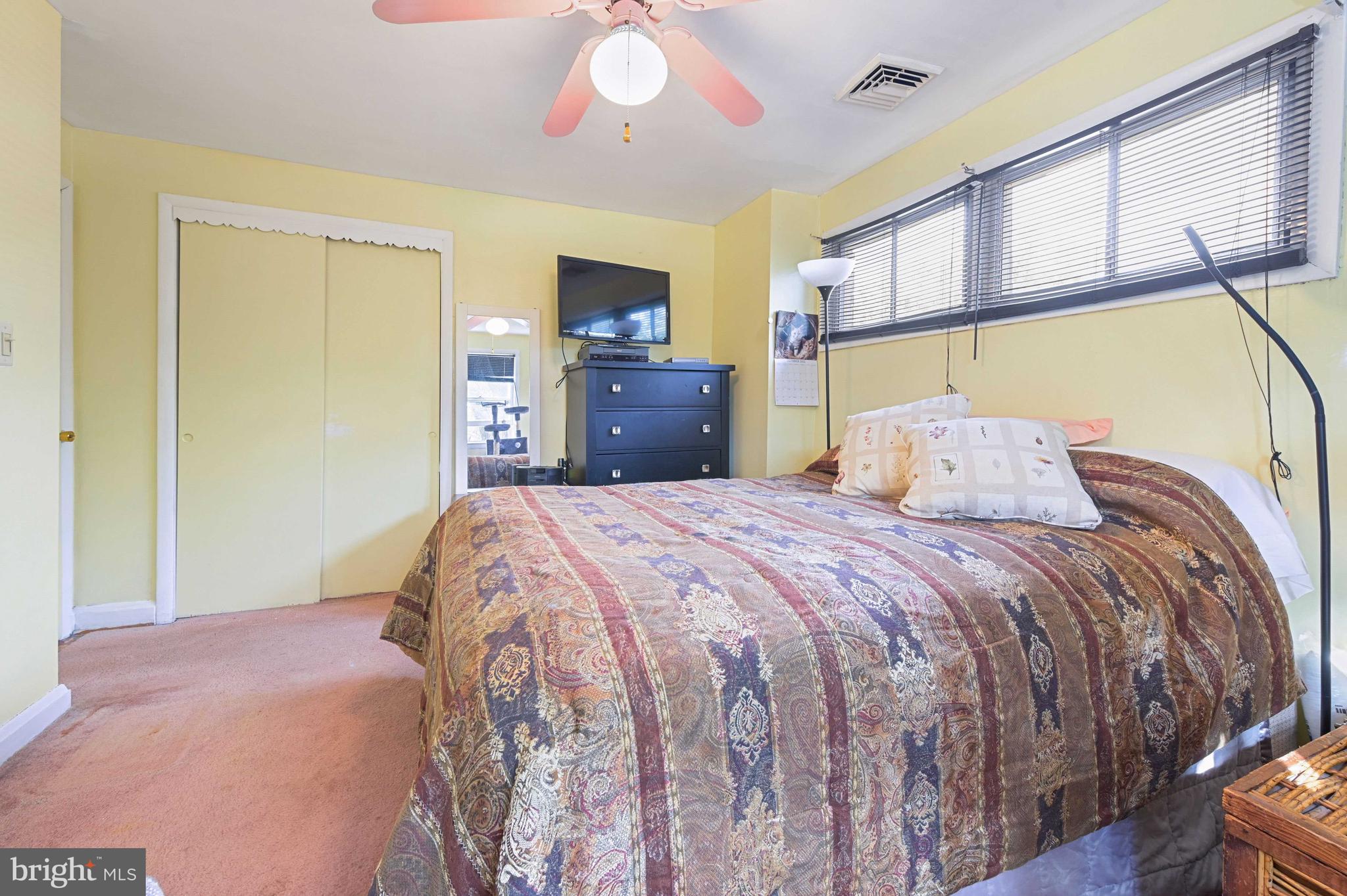 CHINQUAPIN PARK - Residential