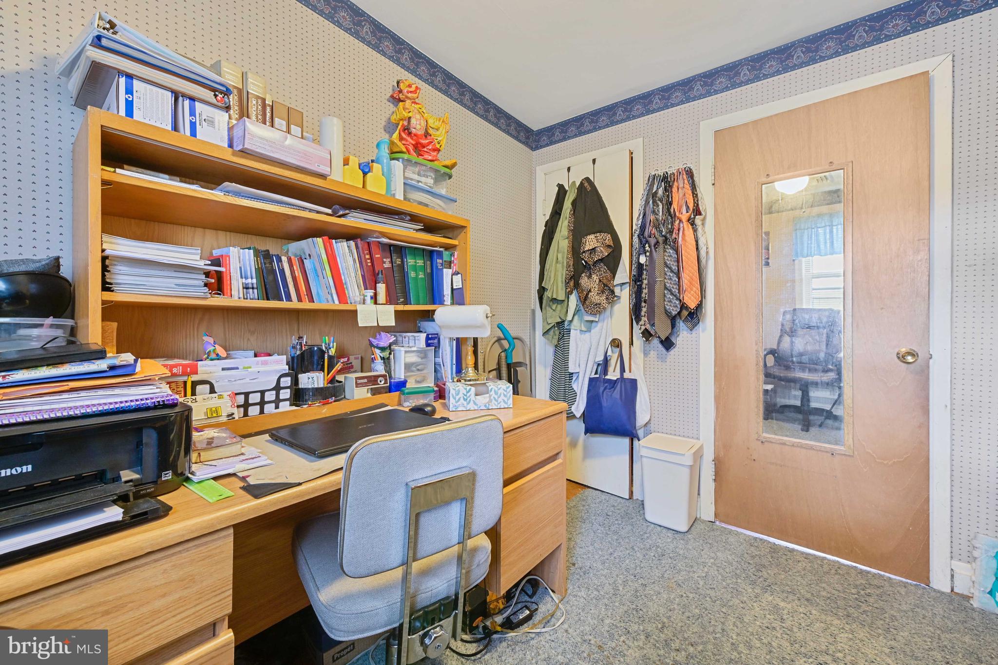 CHINQUAPIN PARK - Residential